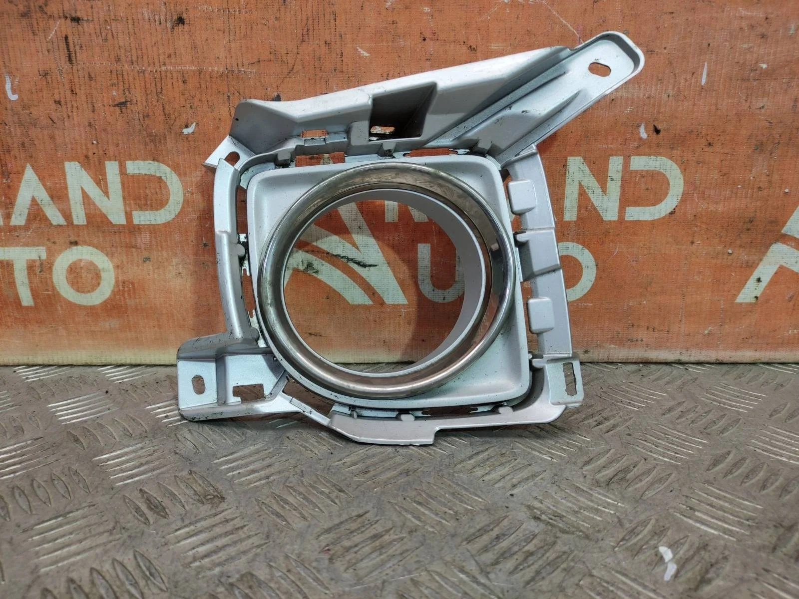 Окантовка птф Toyota Land Cruiser 2012-2015 200