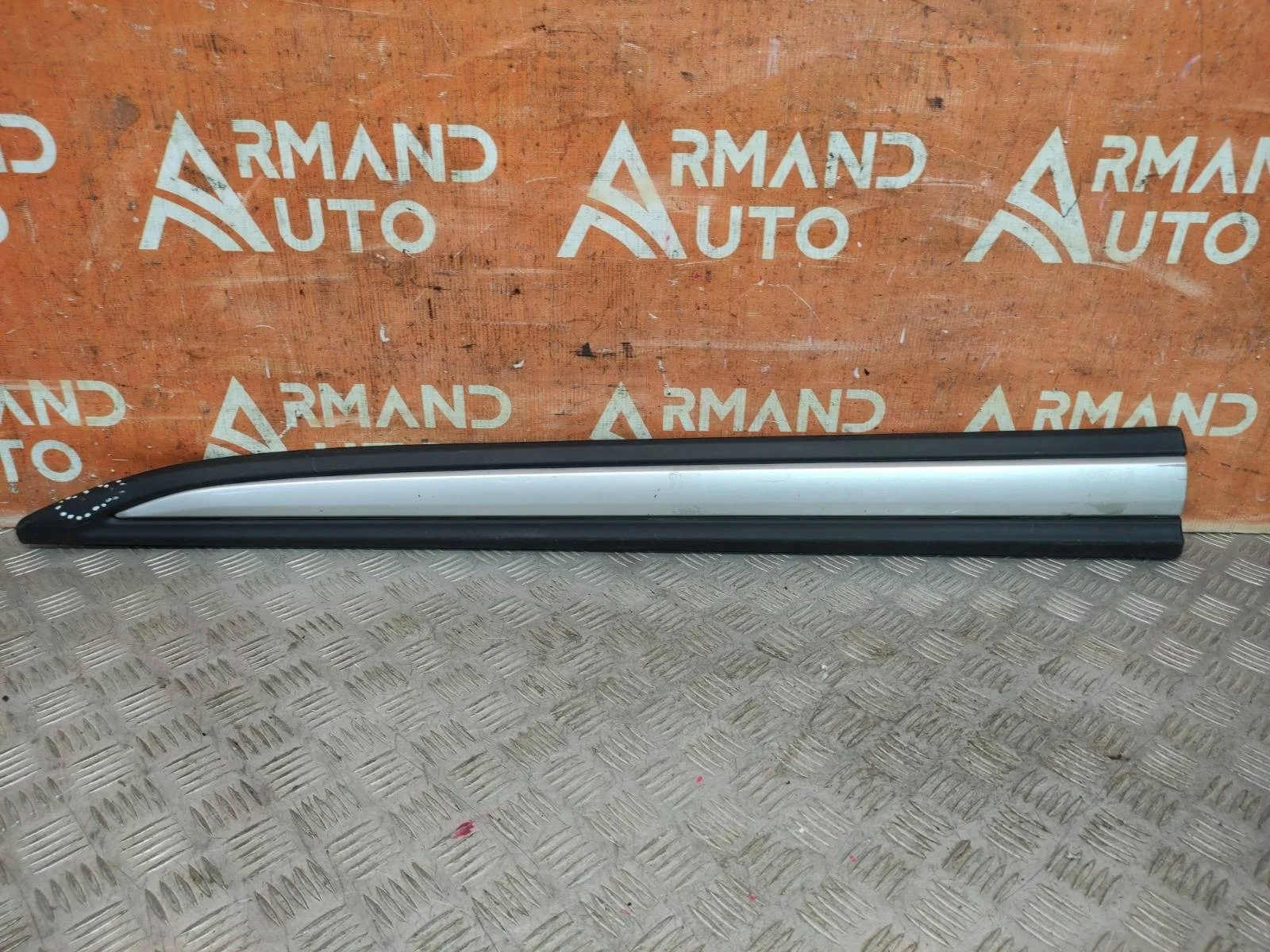 Молдинг двери Mitsubishi Outlander 2015-нв 3