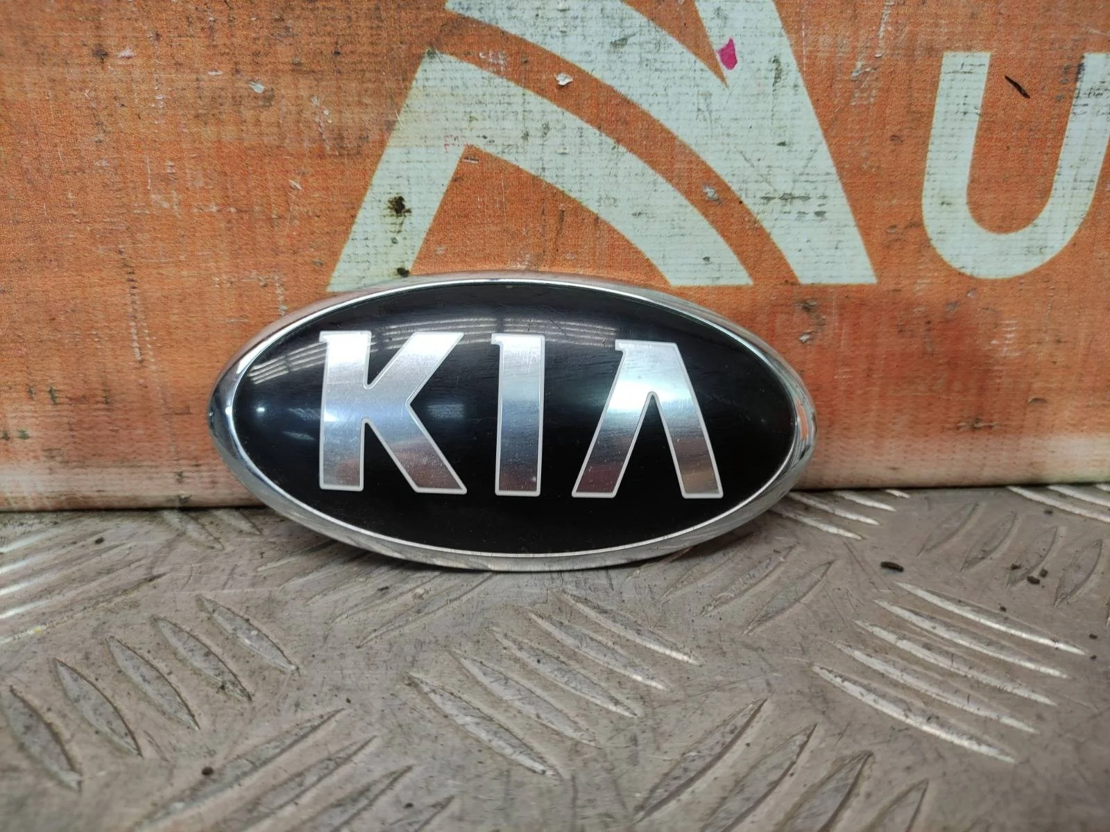 Эмблема KIA Ceed 2018-нв 3 CD