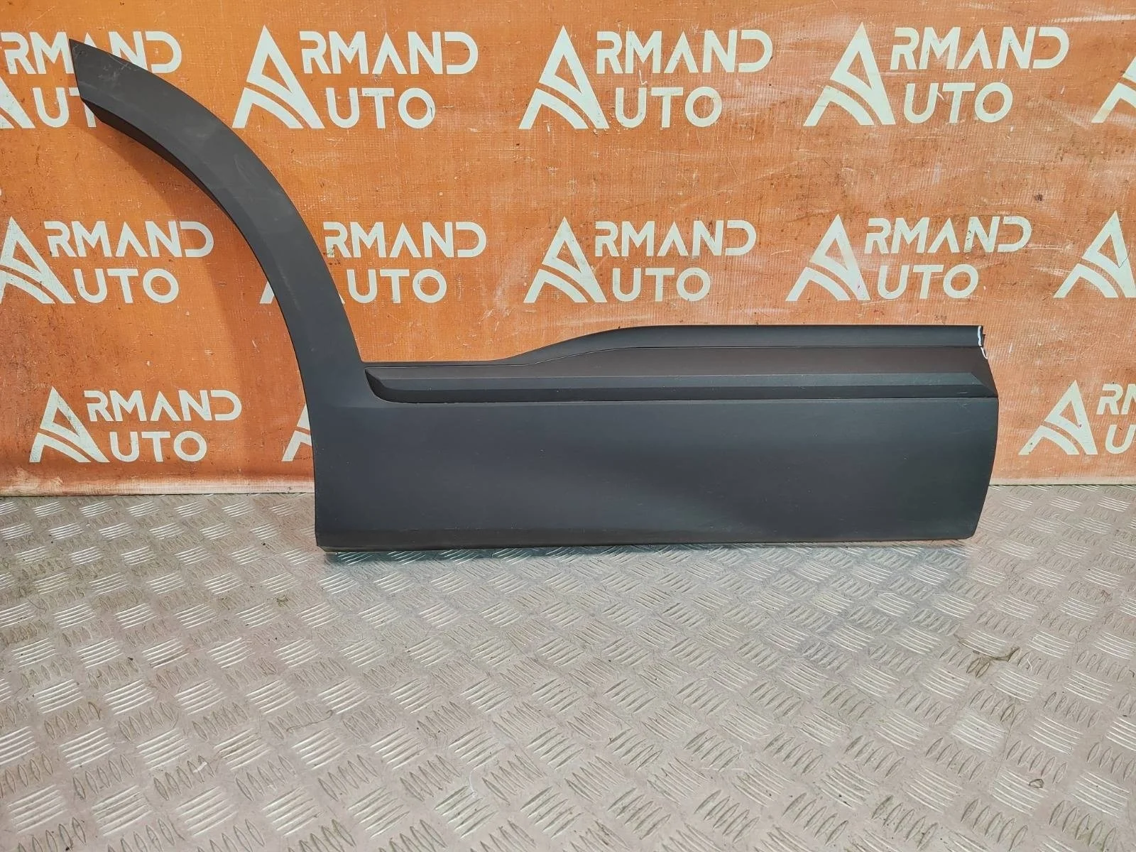 Молдинг двери Hyundai Santa Fe 2020-нв 4 TM