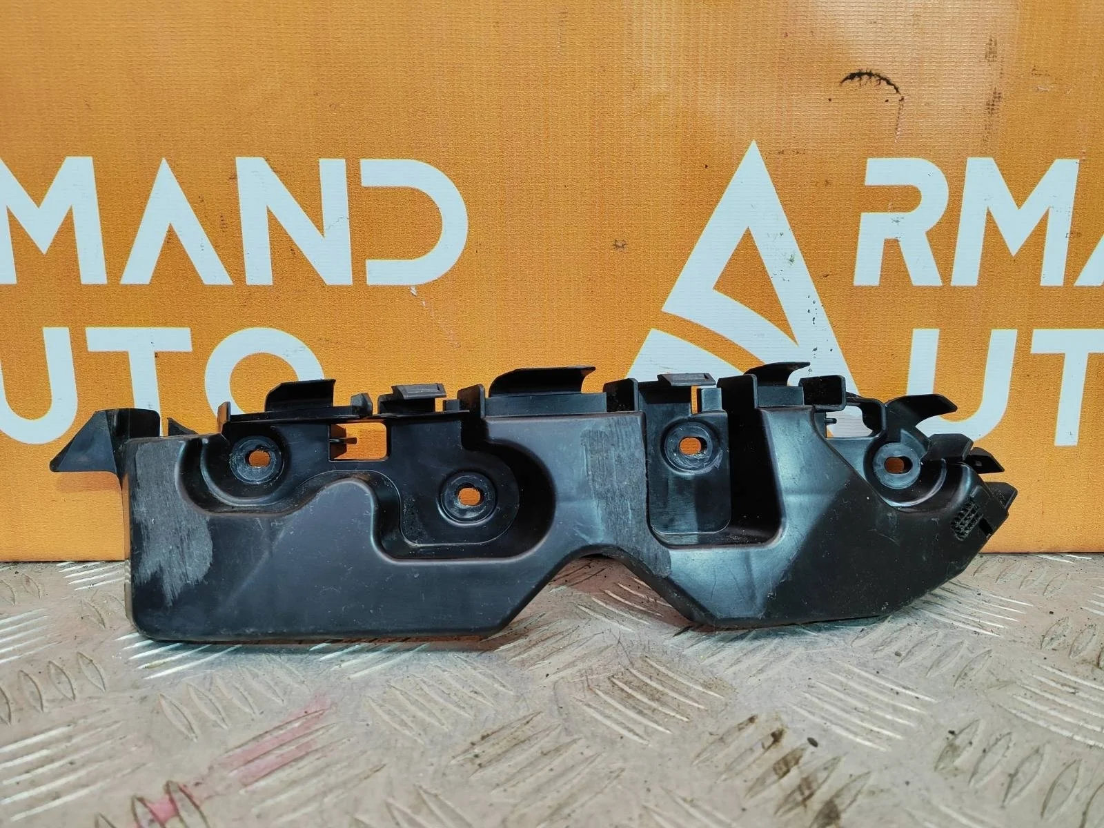 Кронштейн бампера RENAULT Duster 2010-2021