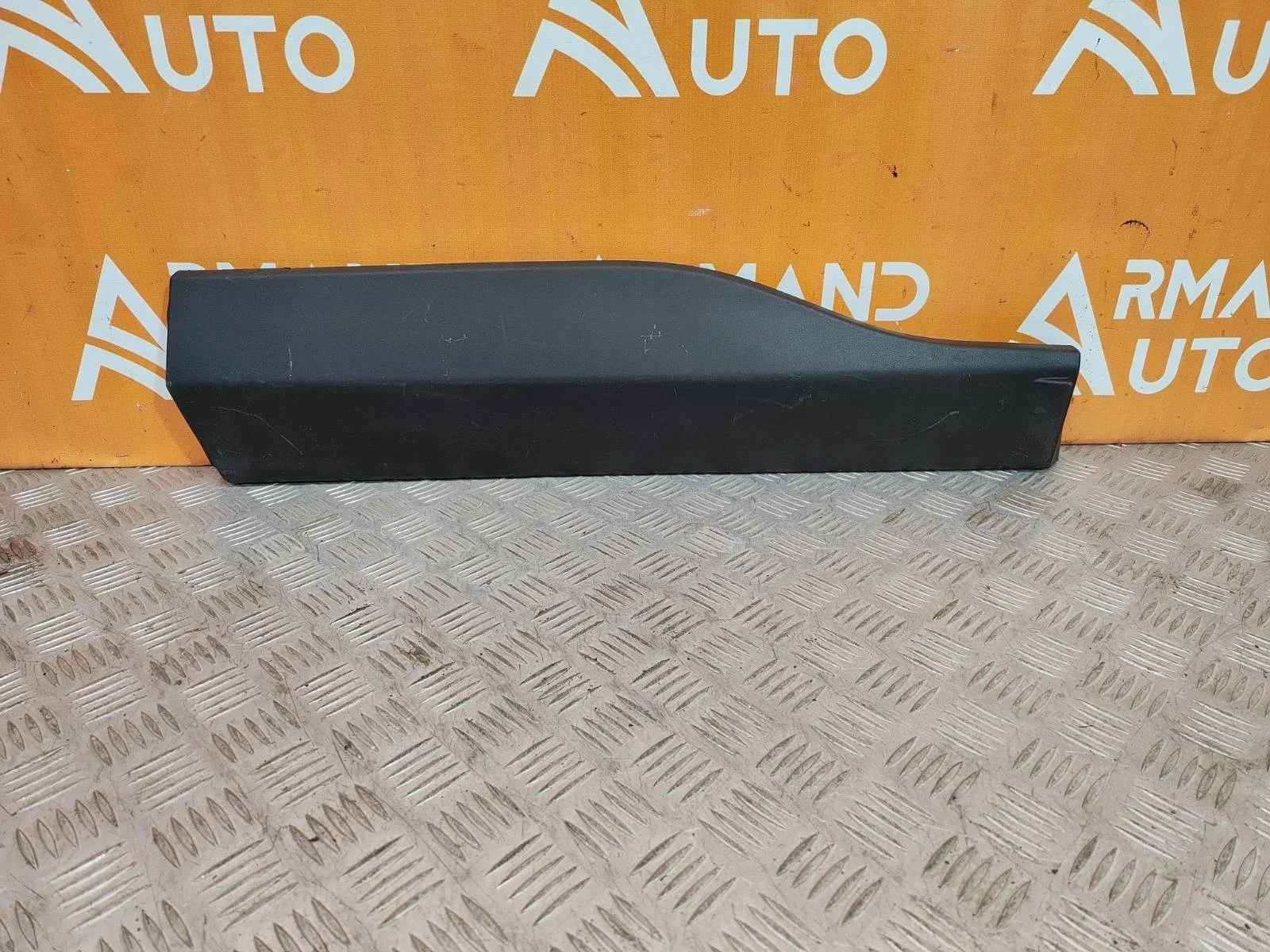 Молдинг двери Toyota RAV4 2018-нв 5 XA50
