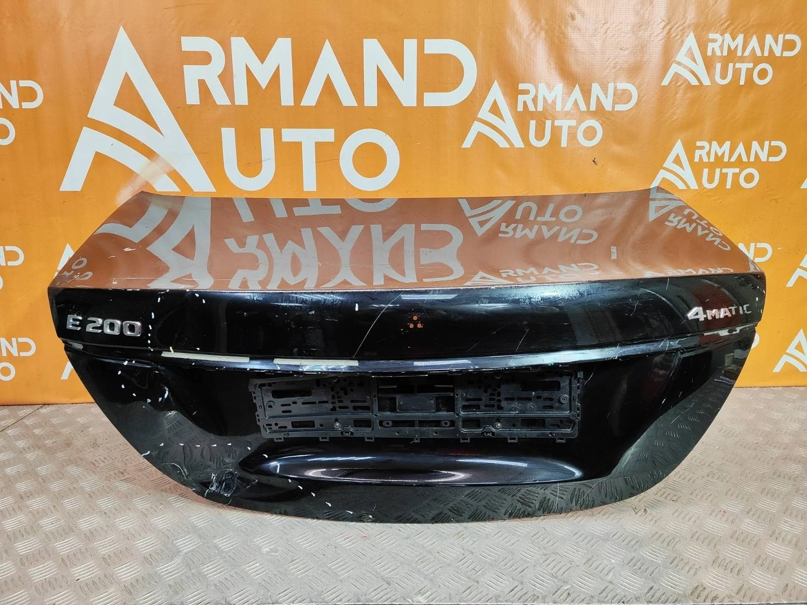 Крышка багажника Mercedes -Class 2016-2020 W213