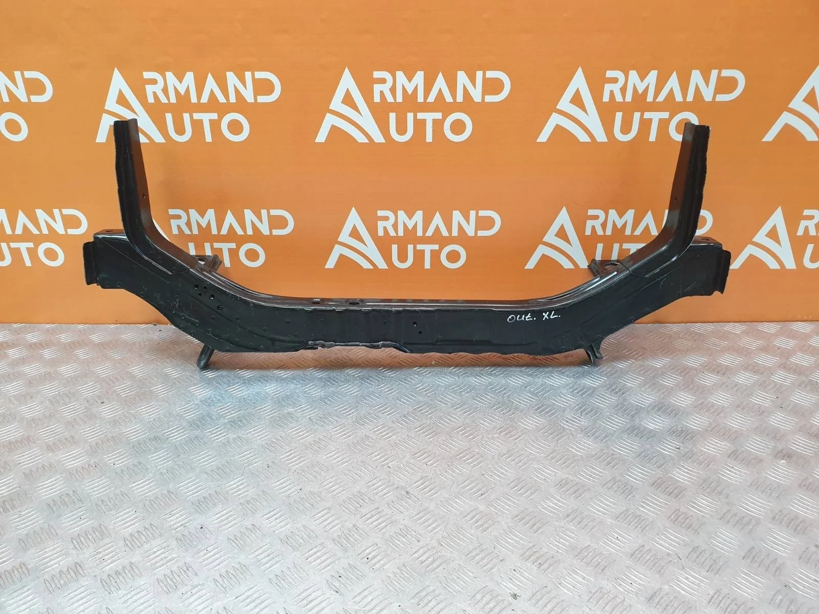 Панель передняя (суппорт радиатора) нижняя Mitsubishi Outlander 2005-2013 XL