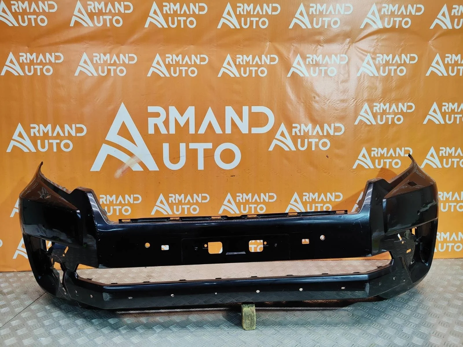 Бампер Toyota Land Cruiser 2020-нв 150