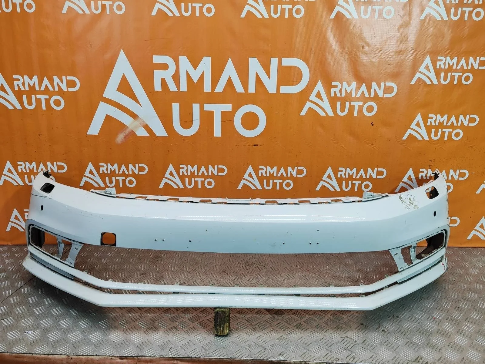 Бампер Volkswagen Jetta 2014-2018 6