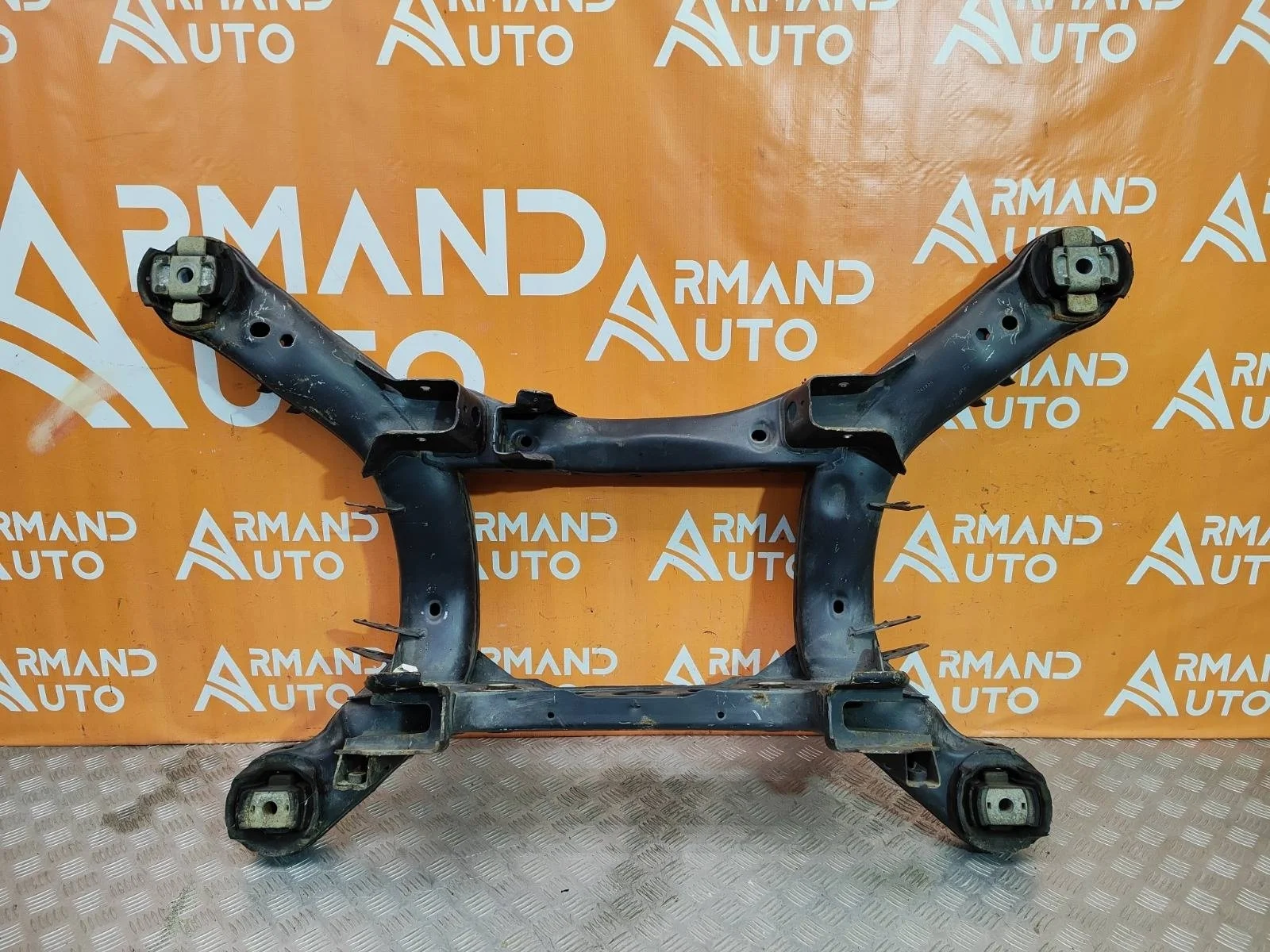 Подрамник Mercedes ML GLE-Class 2011-2018 W166
