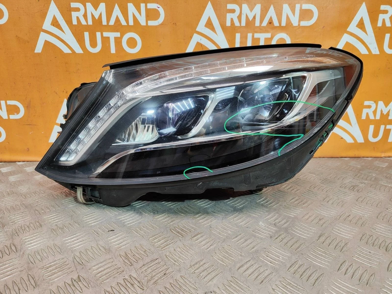 Фара Mercedes -Class 2013-2017 W222