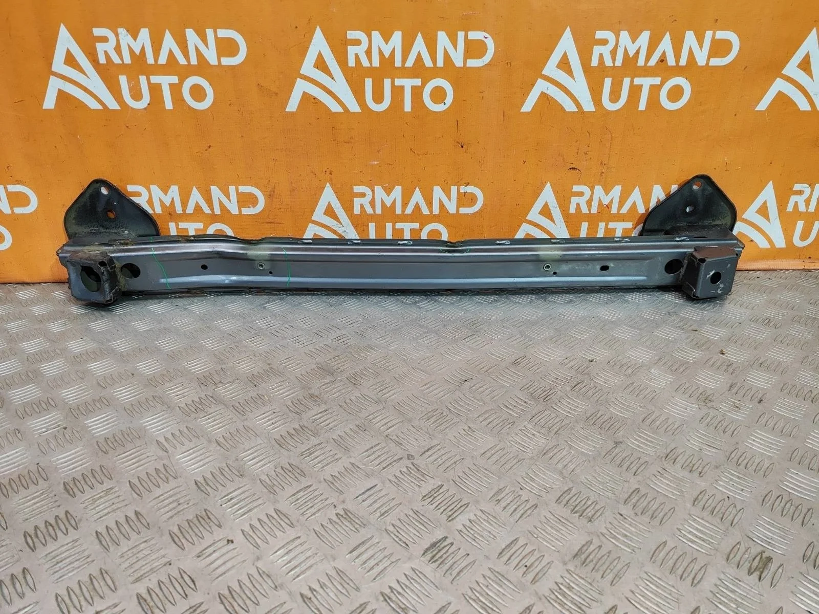 Усилитель бампера Mitsubishi ASX 2010-нв GA0