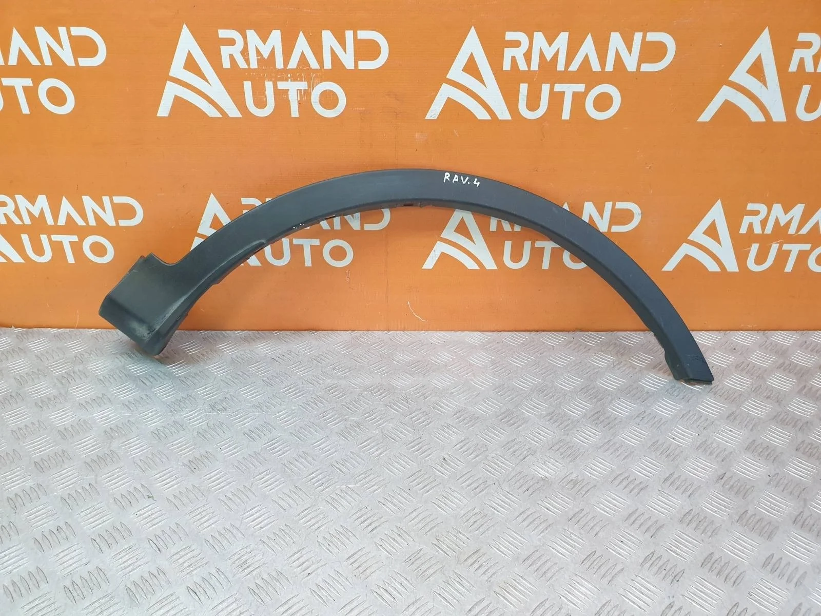 Расширитель крыла Toyota RAV4 2012-2015 CA40