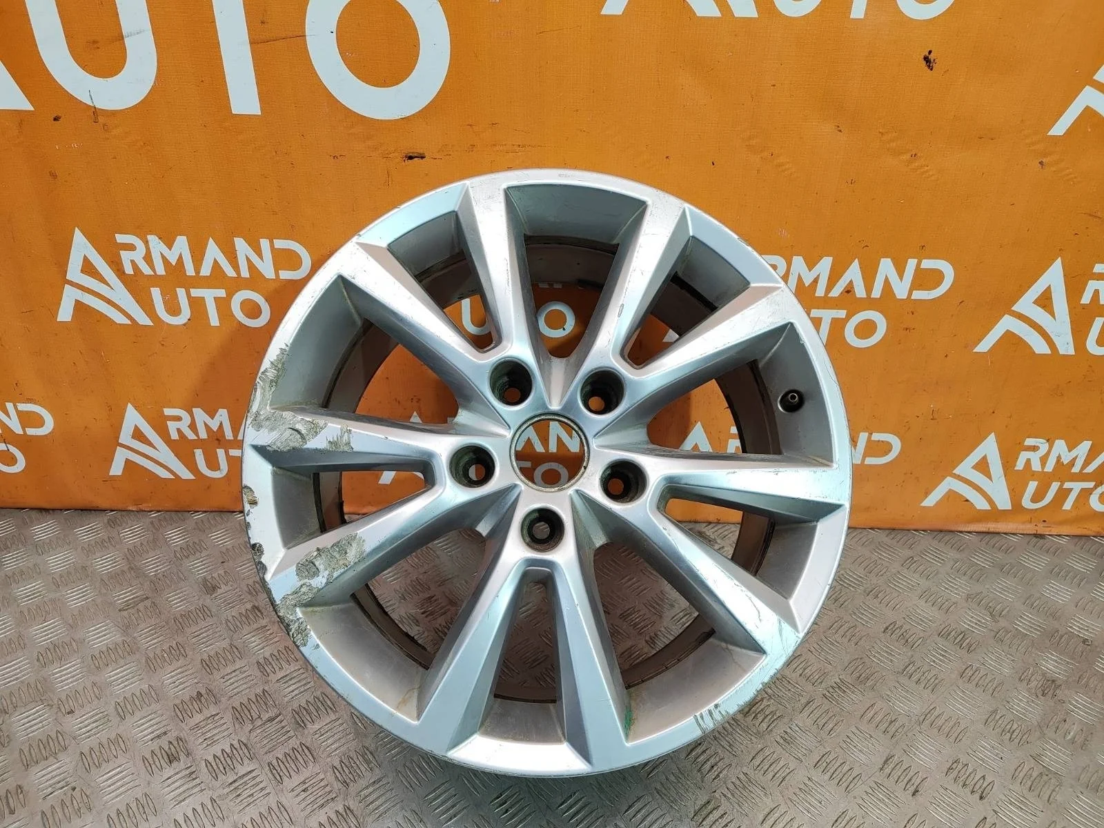 Диск колёсный r18 Volkswagen Touareg 2