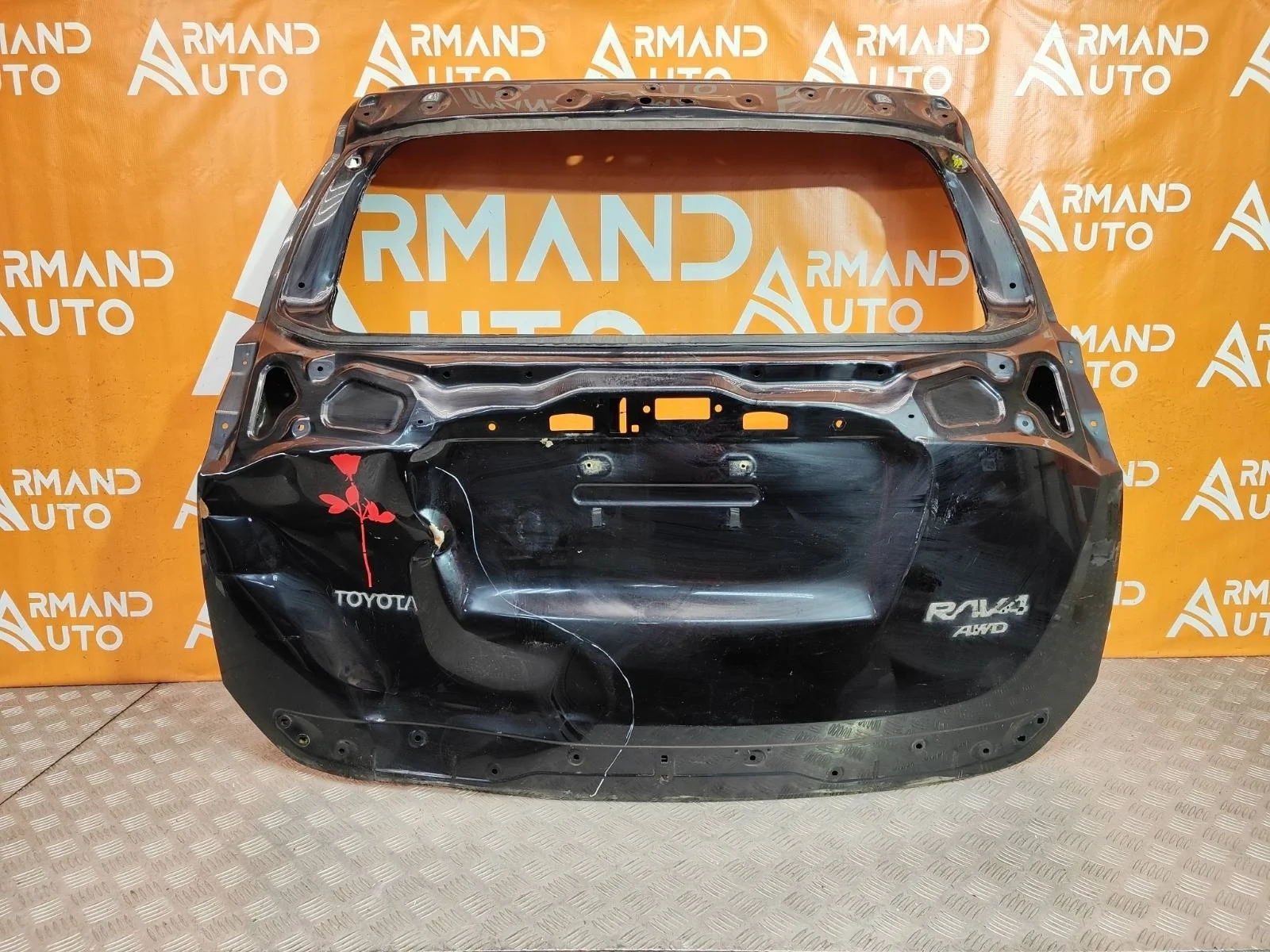 Дверь багажника Toyota RAV4 2015-2019 CA40