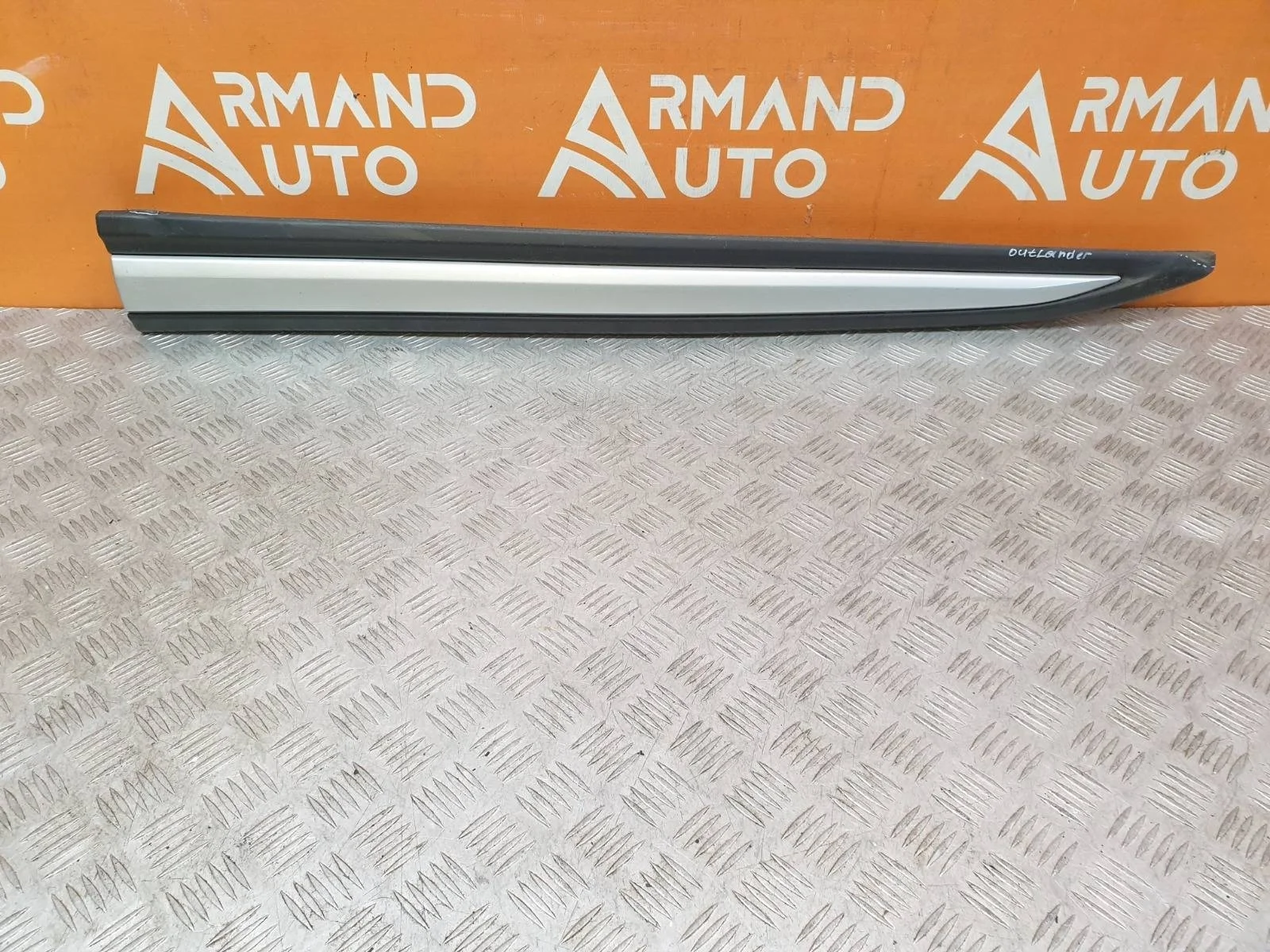 Молдинг двери Mitsubishi Outlander 2015-нв 3