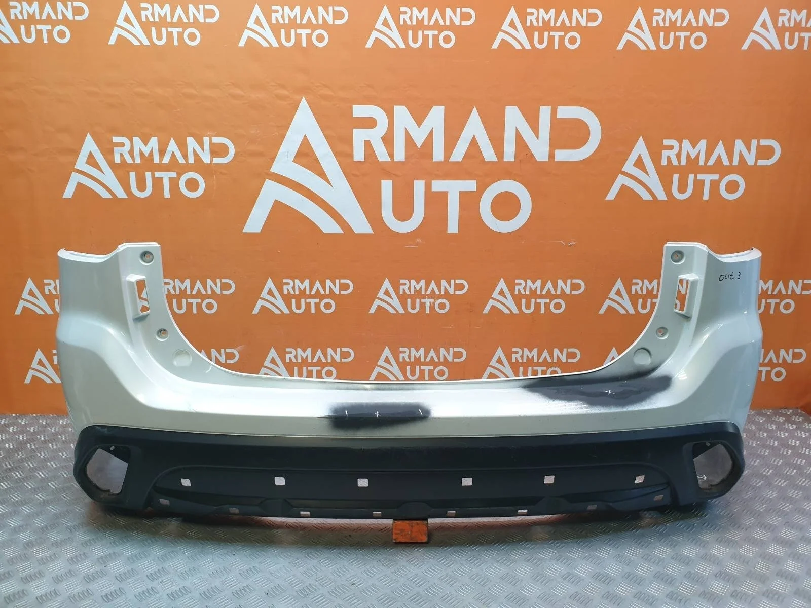 Бампер Mitsubishi Outlander 2018-нв 3
