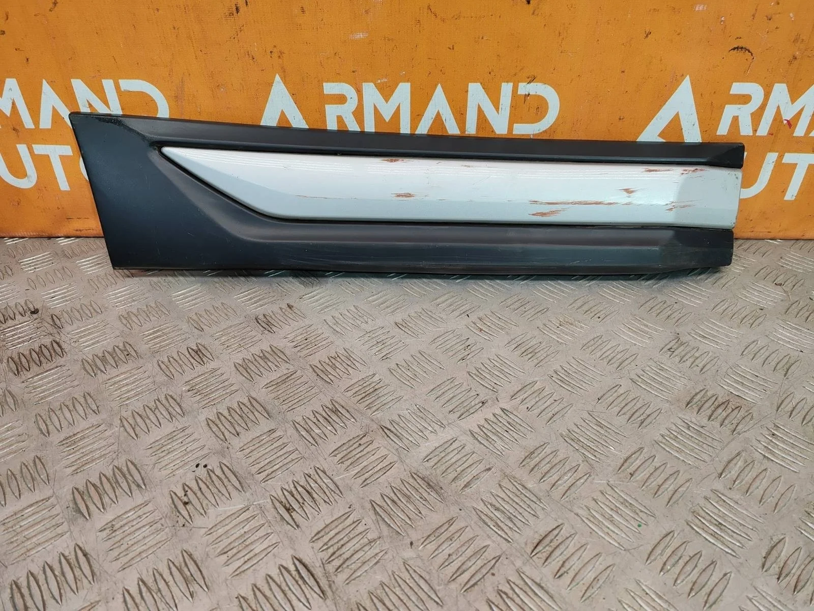 Молдинг двери Mitsubishi Outlander 2015-нв 3