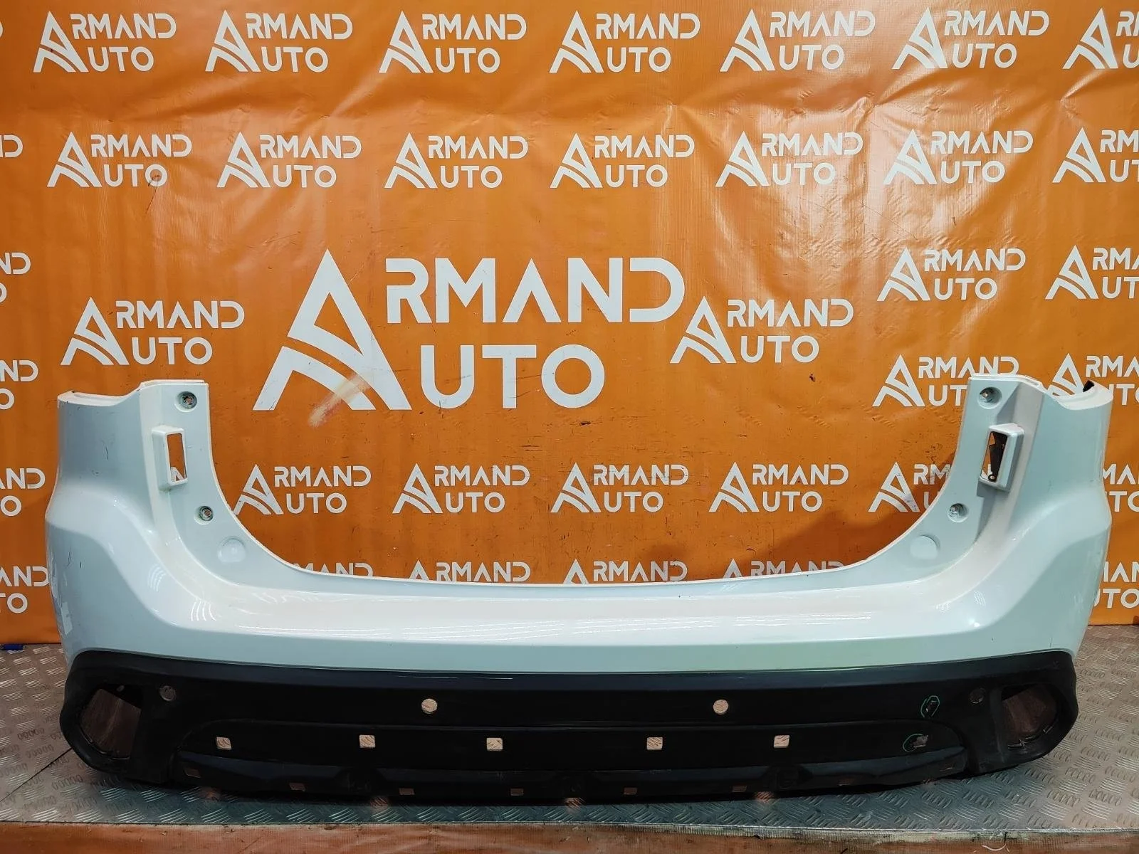 Бампер Mitsubishi Outlander 2018-нв 3