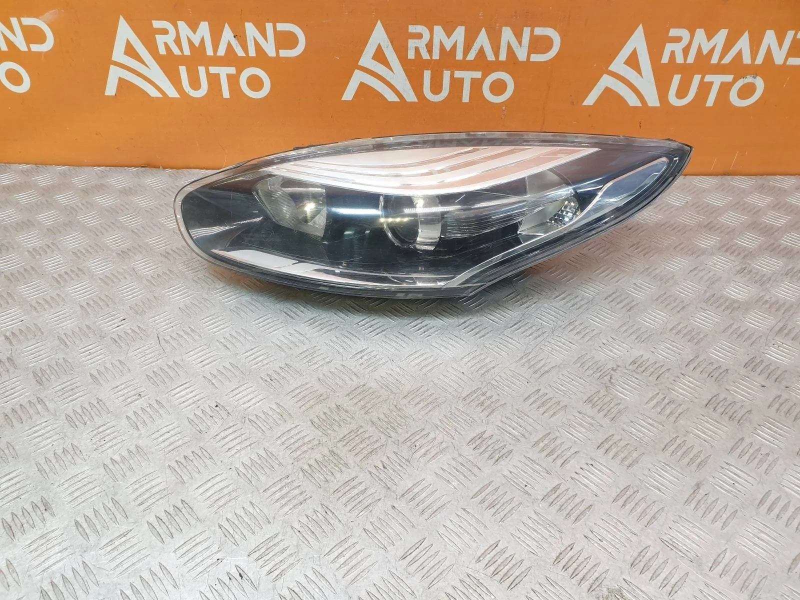 Фара Renault Megane 2014-2016 3