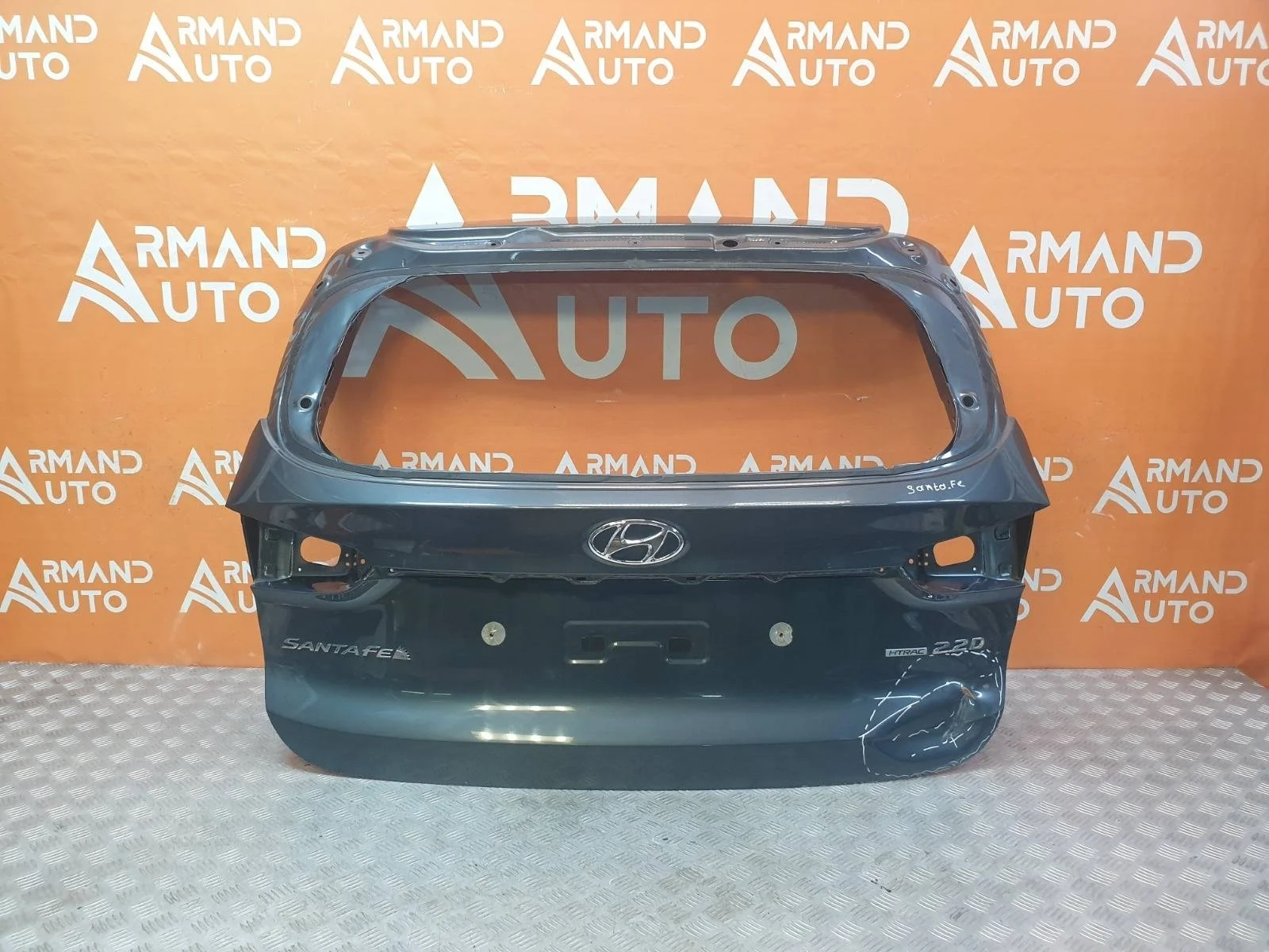 Дверь багажника Hyundai Santa Fe 2018-нв 4 TM