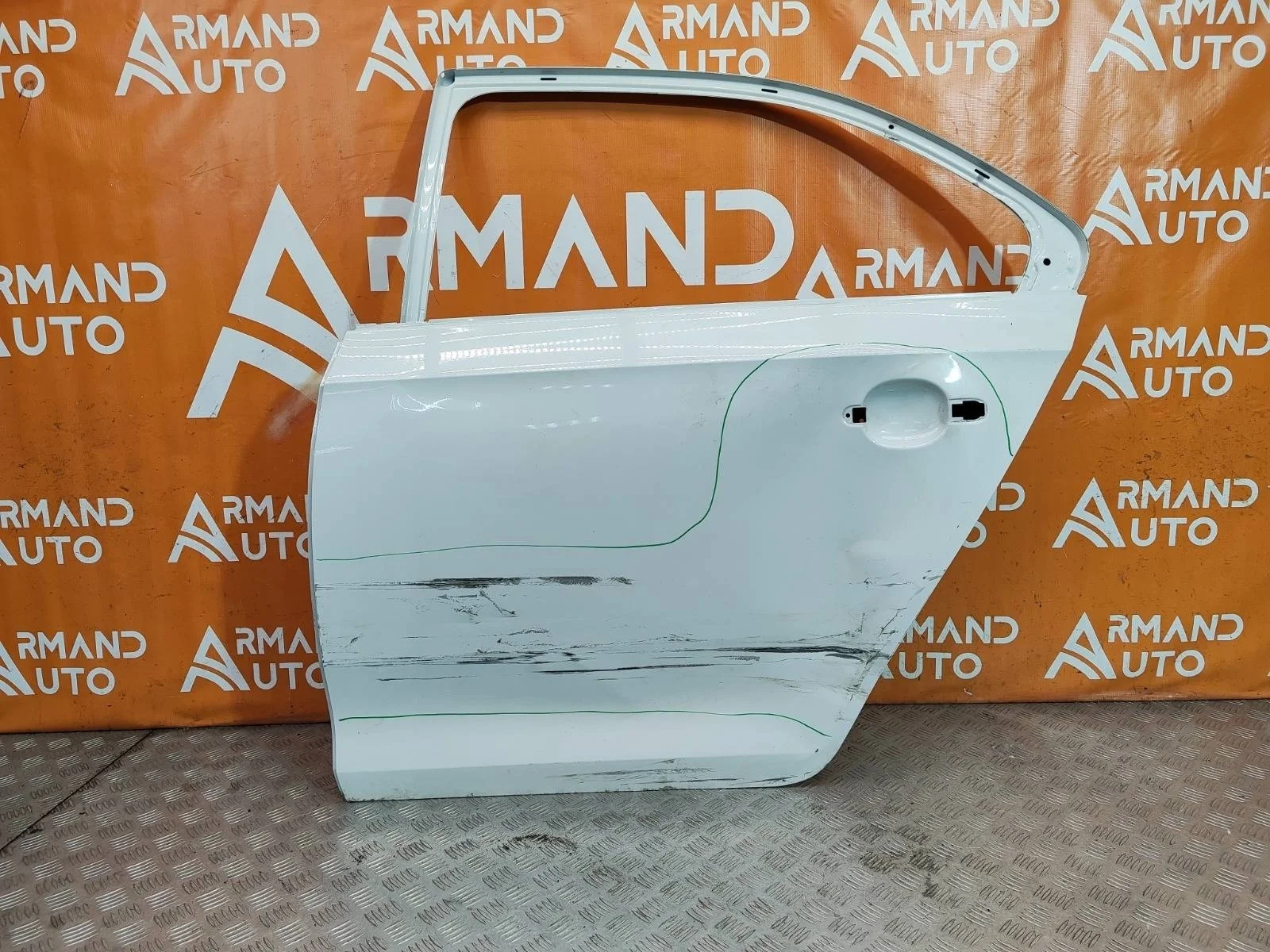 Дверь Skoda Rapid 2014-2020