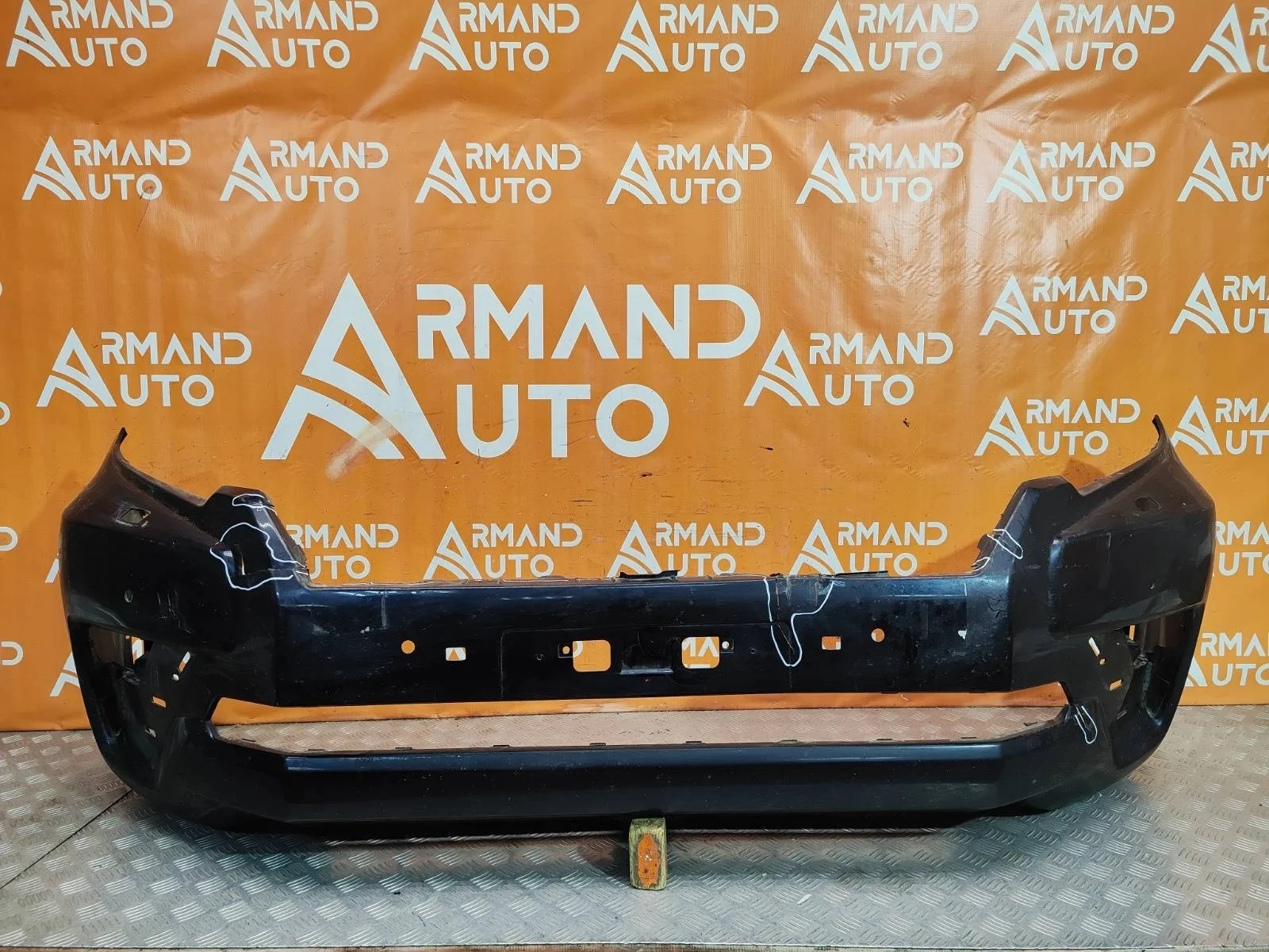Бампер Toyota Land Cruiser Prado 2020-нв 150