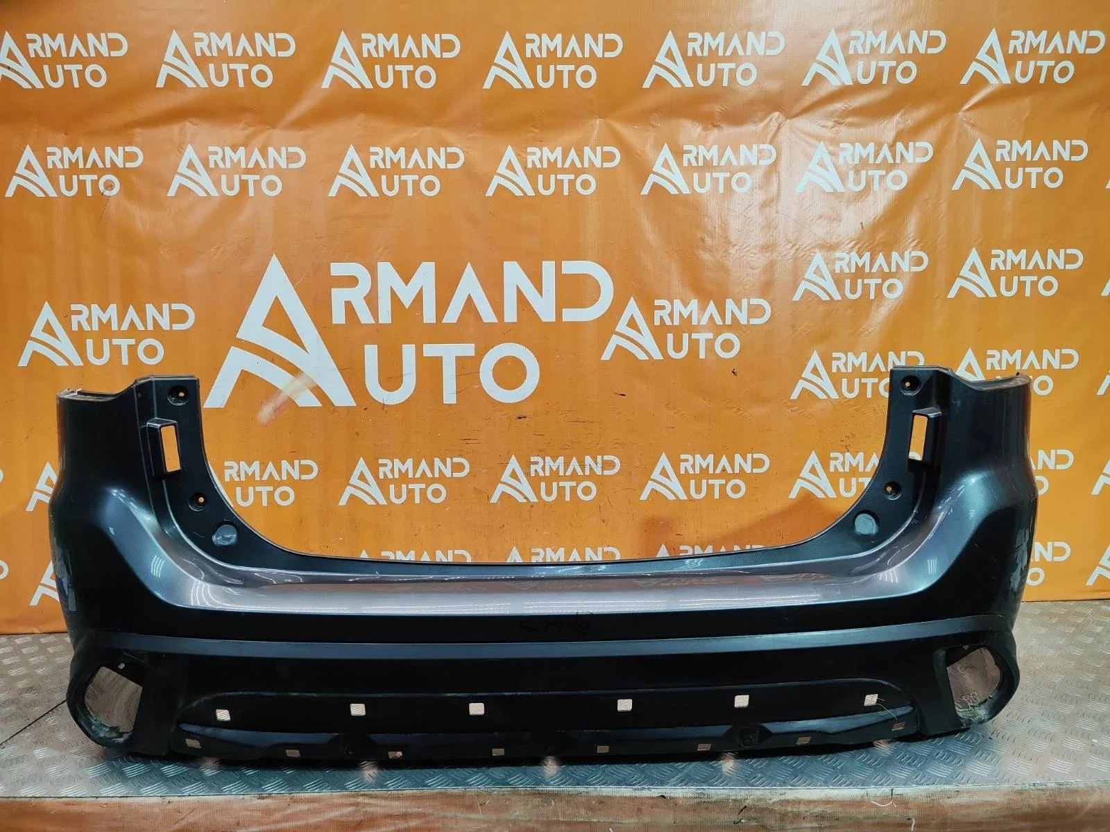 Бампер Mitsubishi Outlander 2018-нв 3