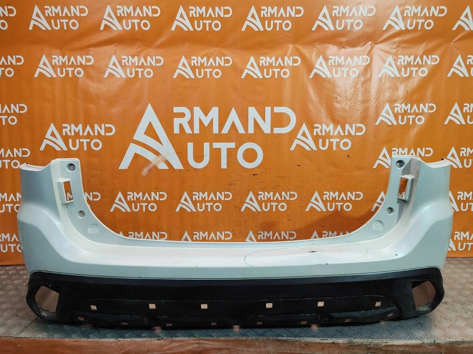 Бампер Mitsubishi Outlander 2018-нв 3