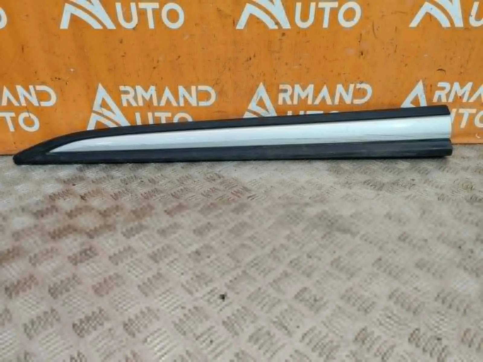 Молдинг двери Mitsubishi Outlander 2015-нв 3