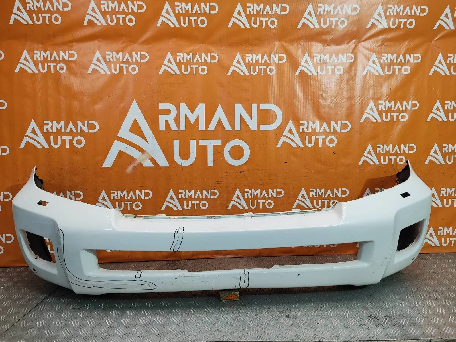 Бампер Toyota Land Cruiser 2012-2015 200