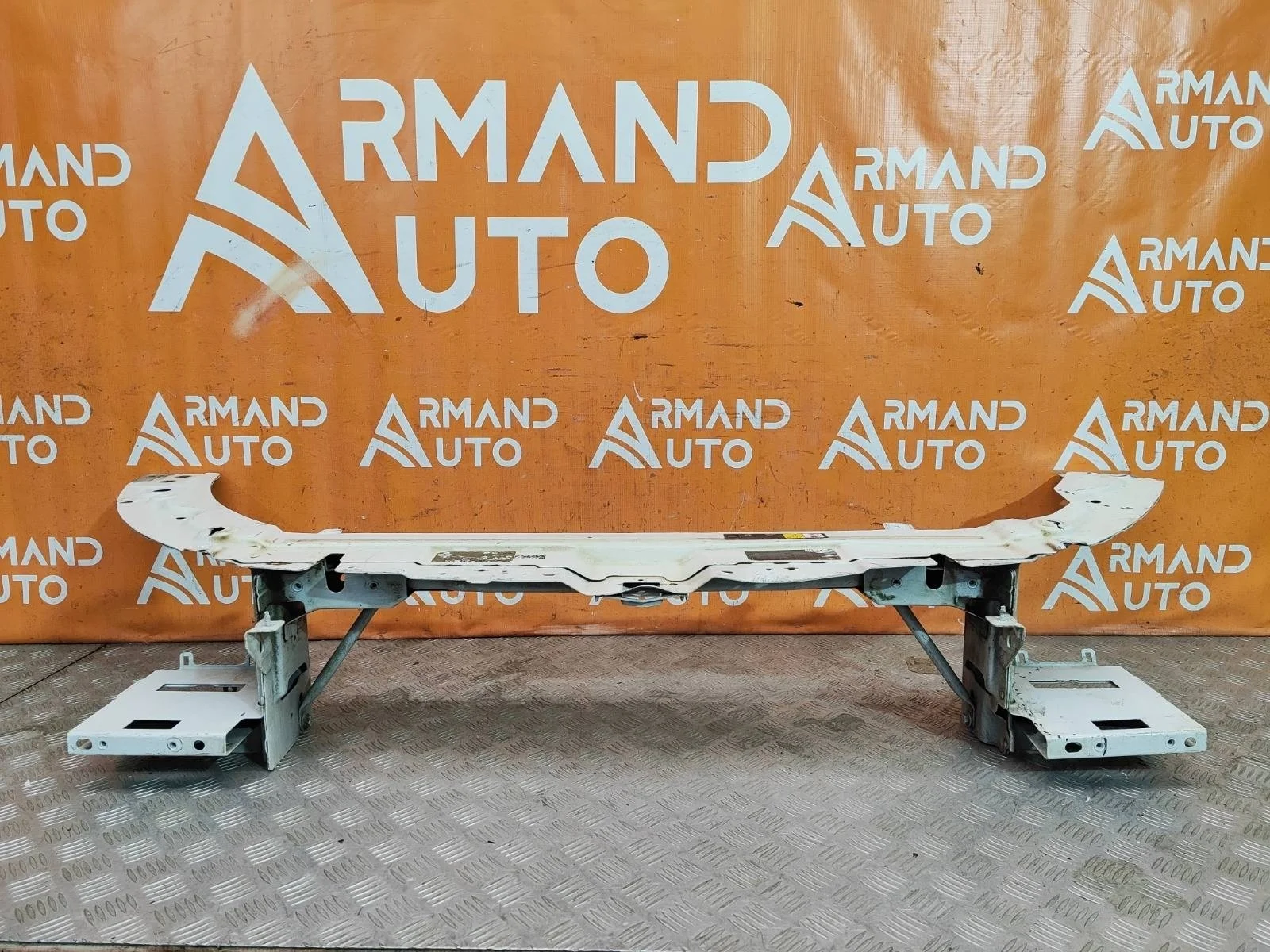 Панель передняя (суппорт радиатора) Land Rover Range Evoque 2011-2018 L538