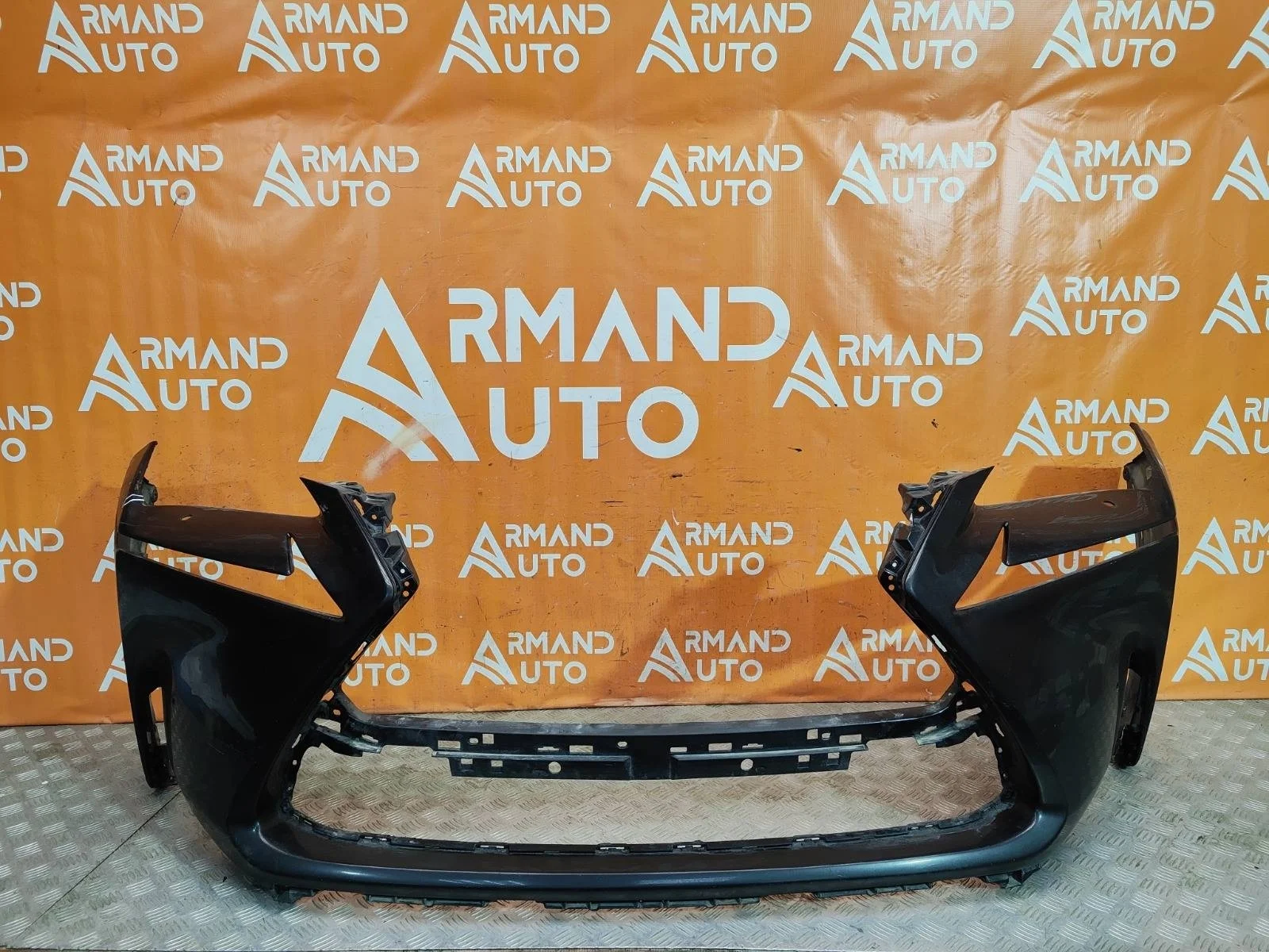 Бампер Lexus NX 2014-2017