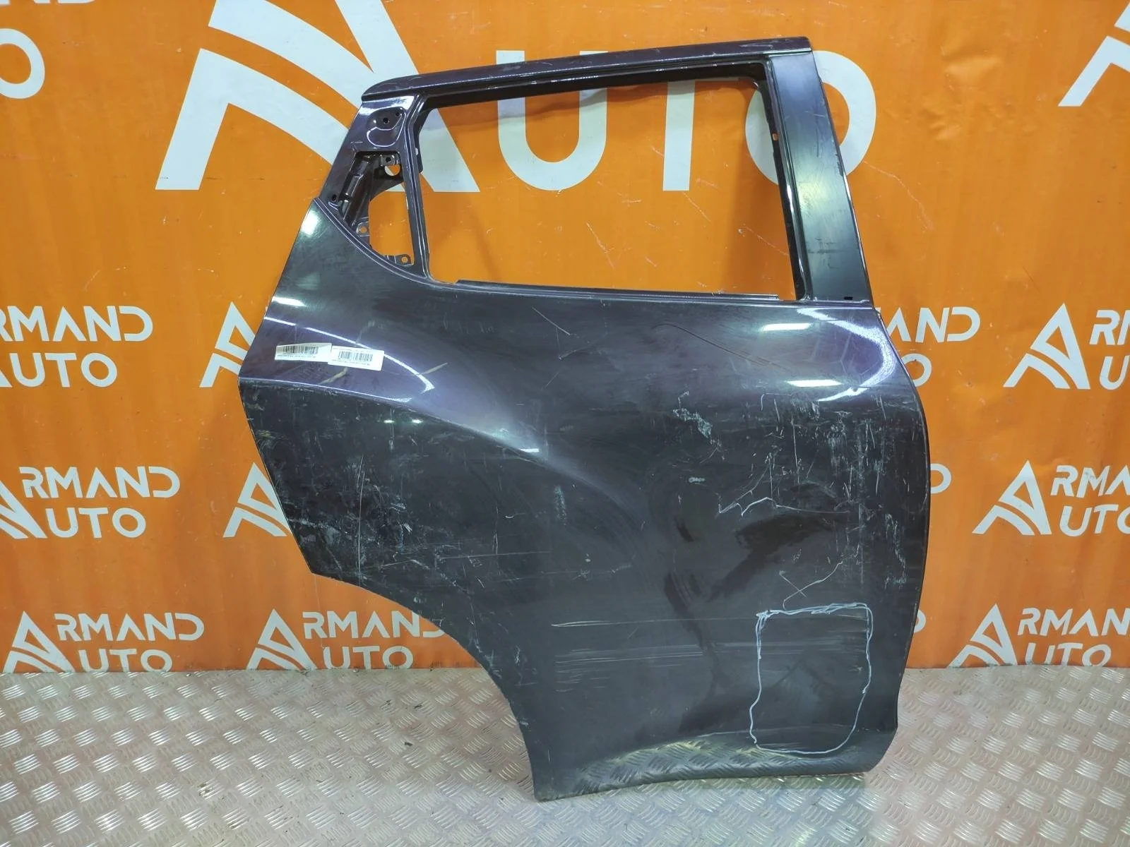 Дверь Nissan Juke 2010-2019 YF15