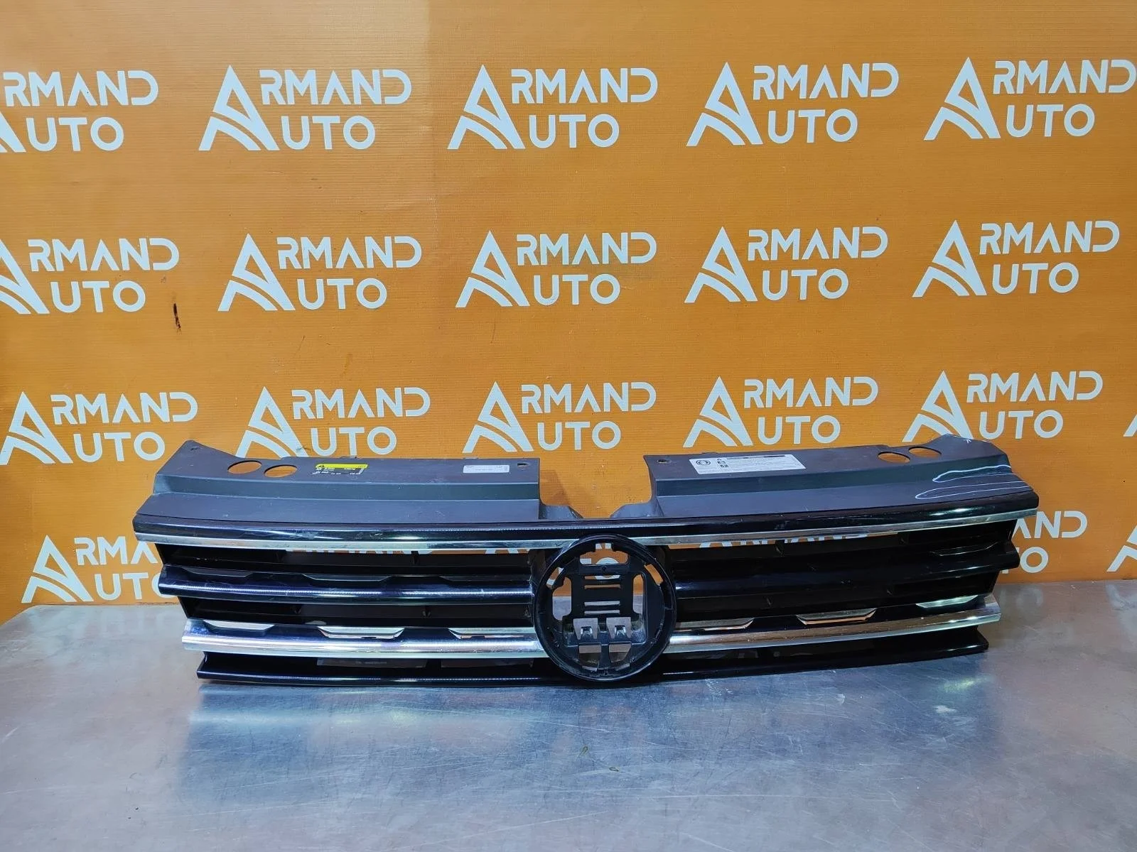 Решетка радиатора Volkswagen Tiguan 2016-2020