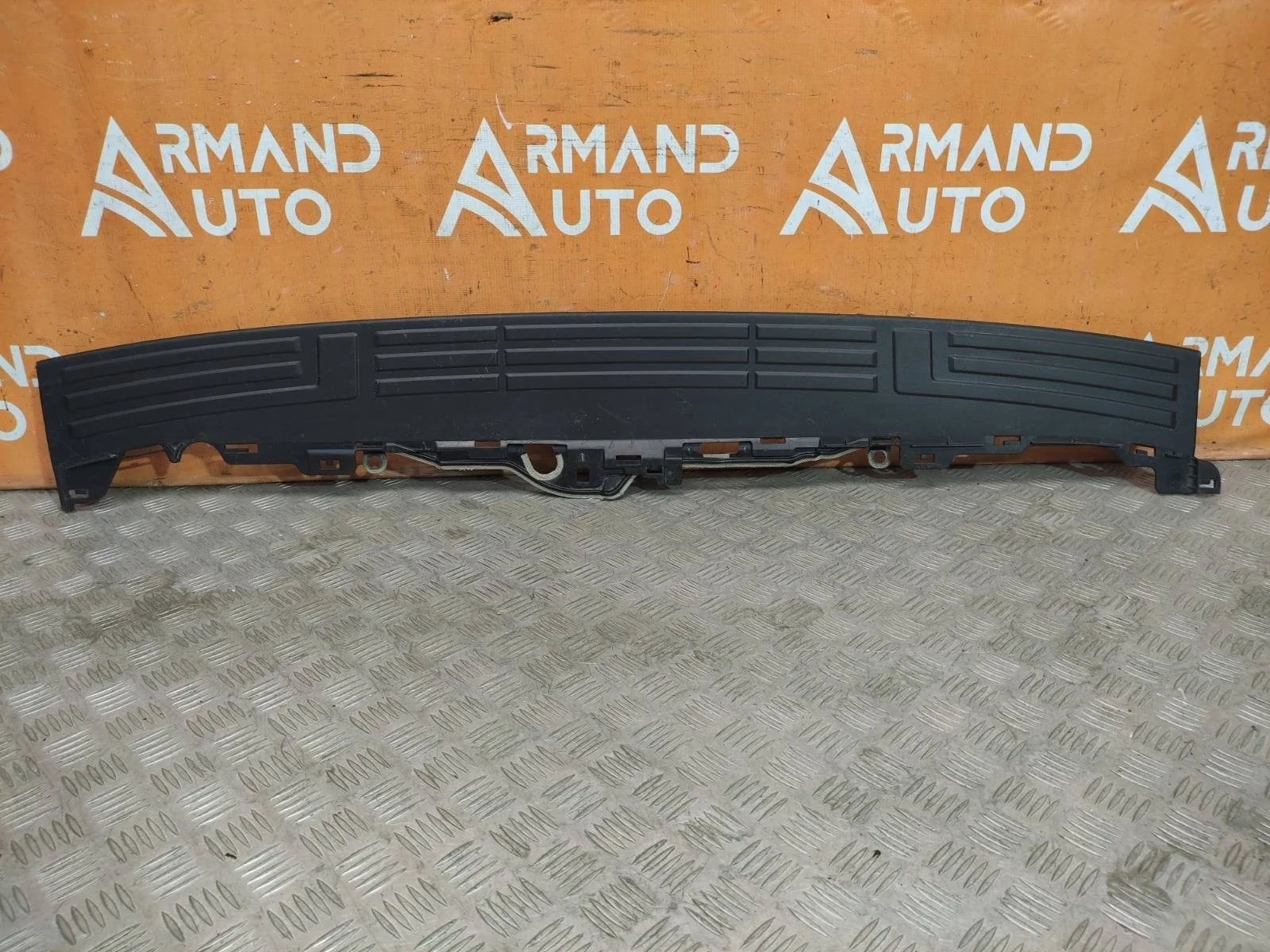 Накладка бампера верхняя Toyota Land Cruiser Prado 2009-нв 150