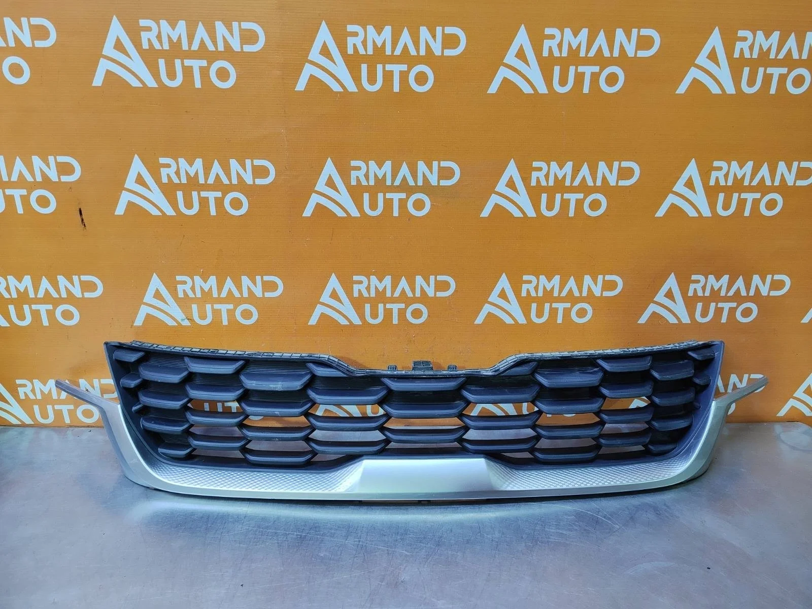 Решетка радиатора Kia Seltos 2019-нв