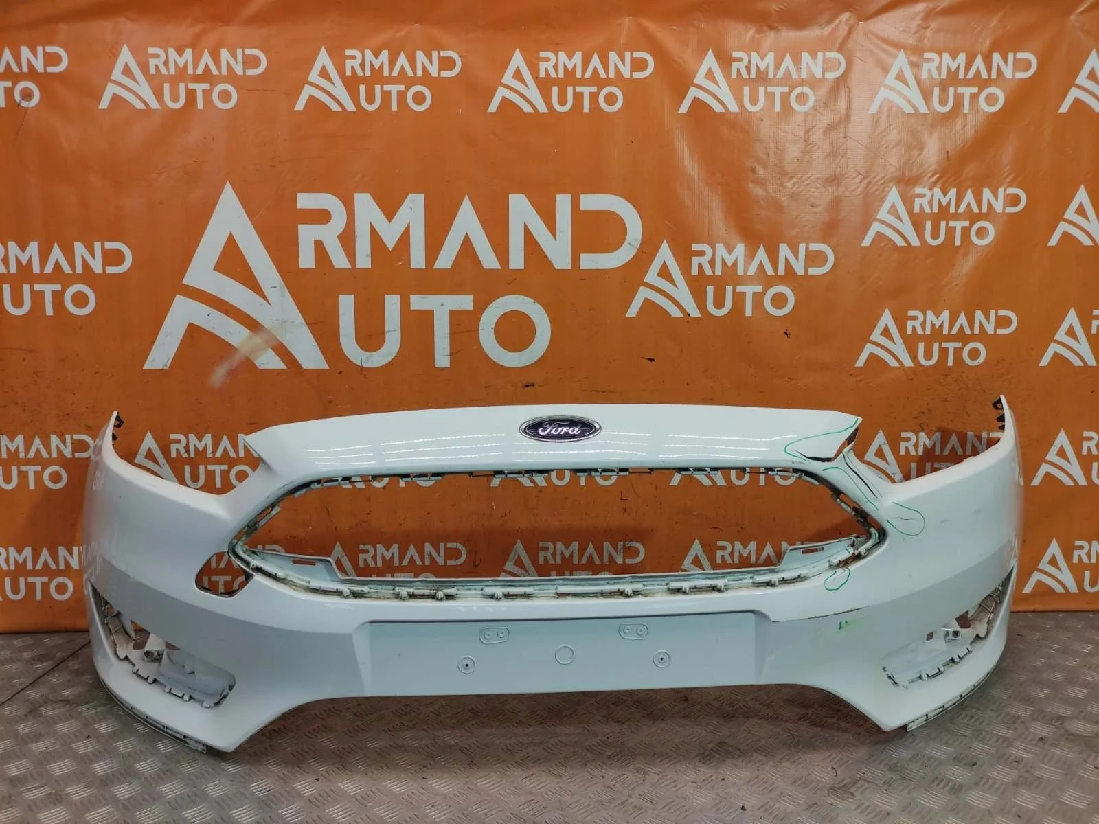 Бампер Ford Focus 2014-2019 3