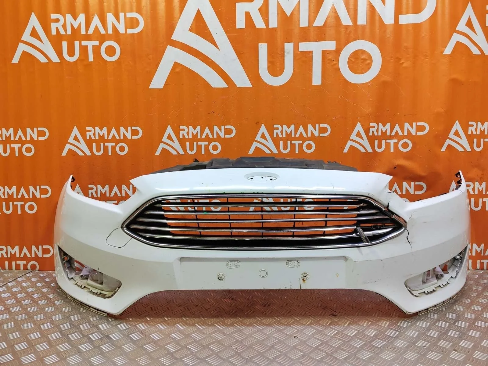 Бампер Ford Focus 2014-2019 3