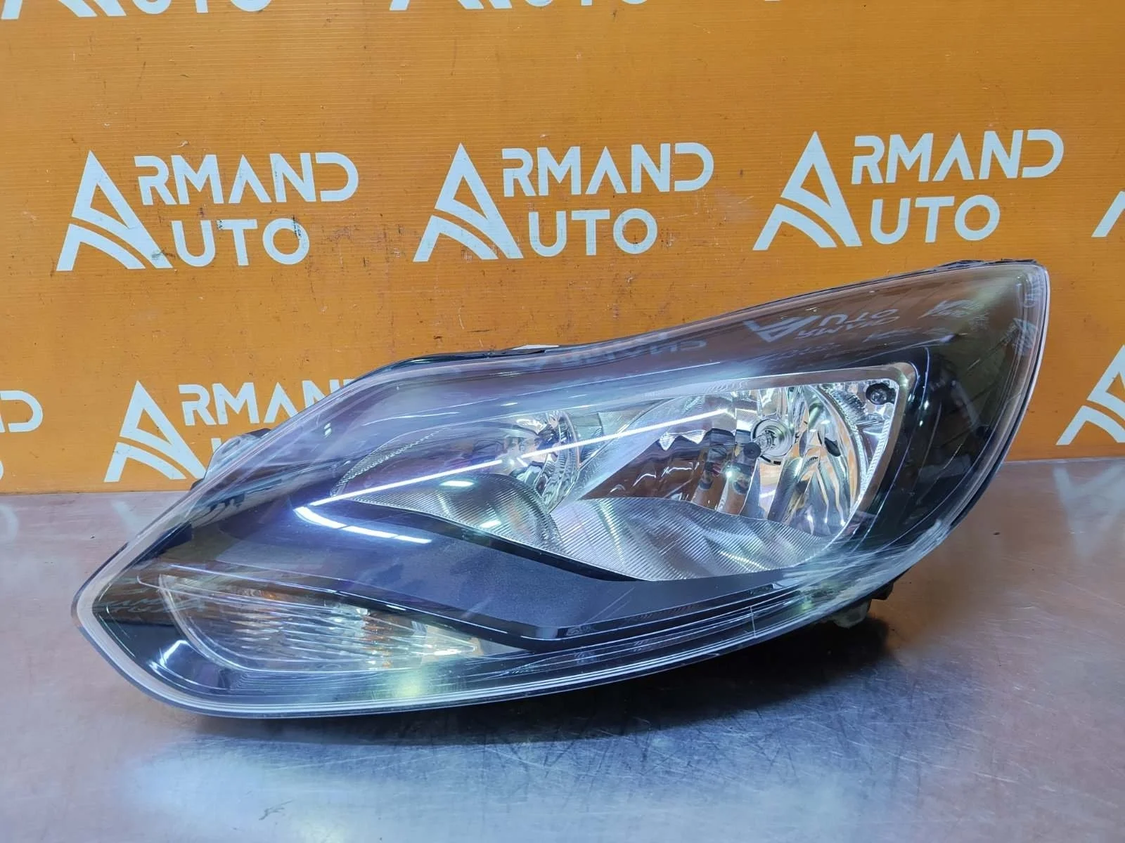 Фара Ford Focus 2011-2015 3