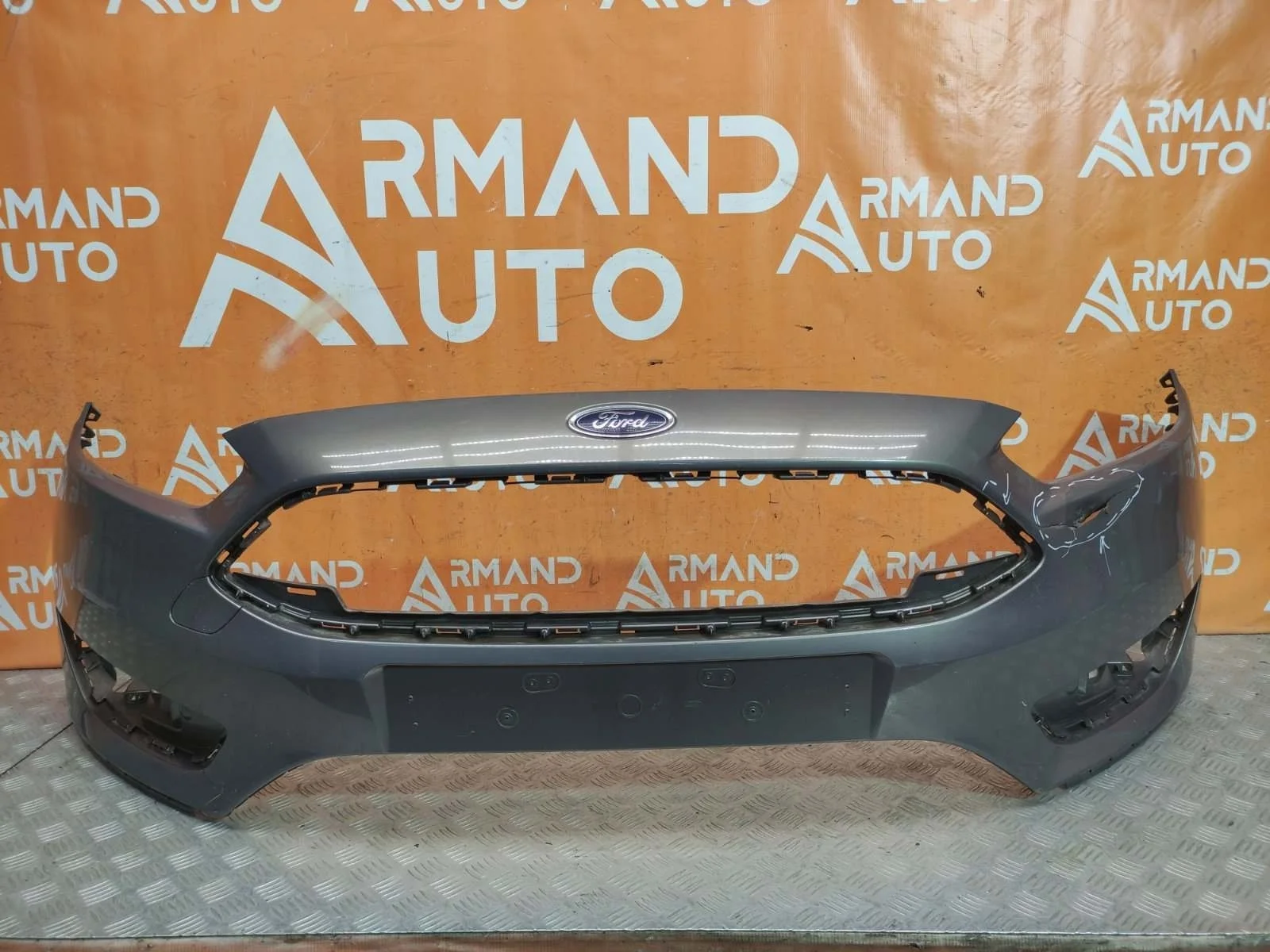 Бампер Ford Focus 2014-2019 3