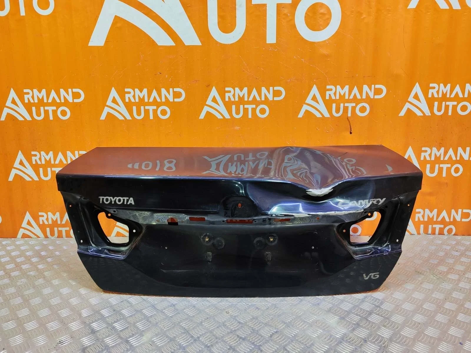 Крышка багажника Toyota Camry 2011-2018 7 XV50