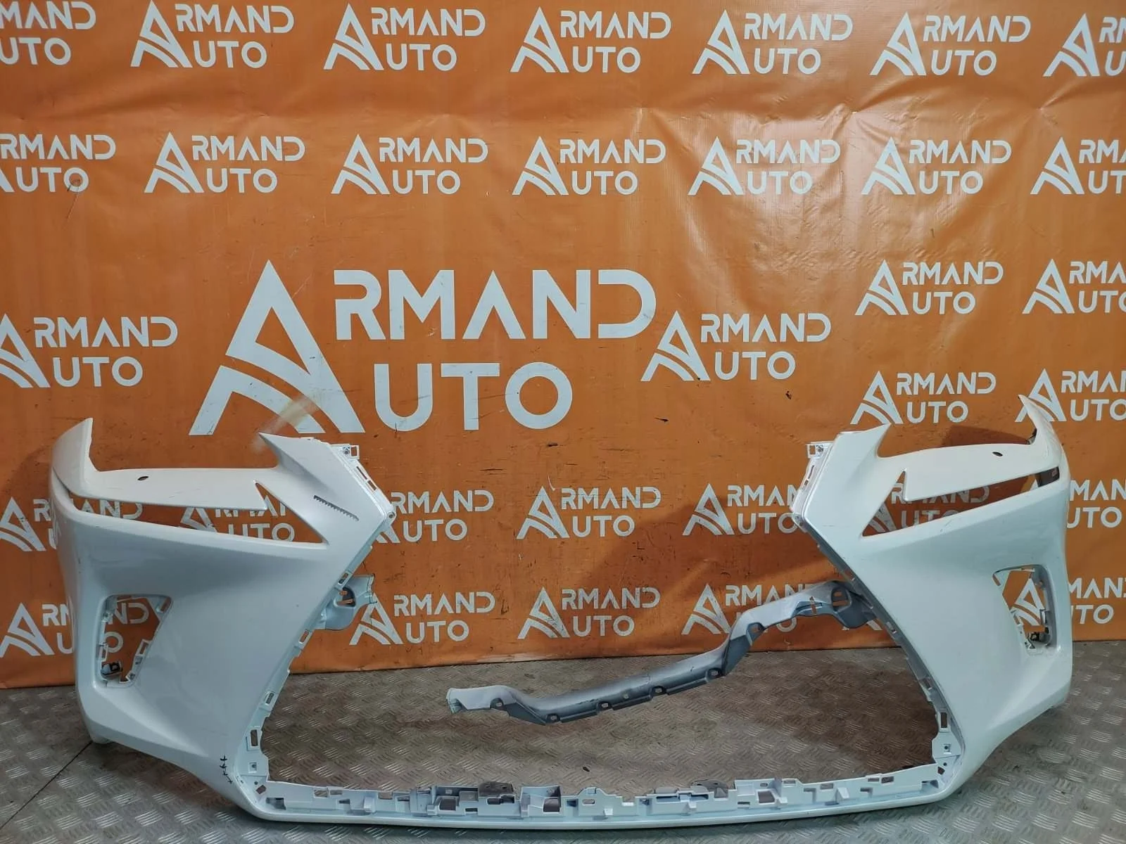 Бампер Lexus NX 2017-2021