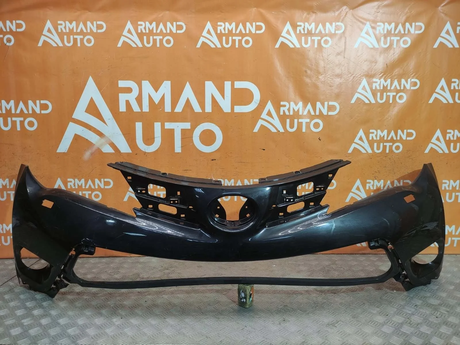 Бампер Toyota RAV4 2012-2015 CA40