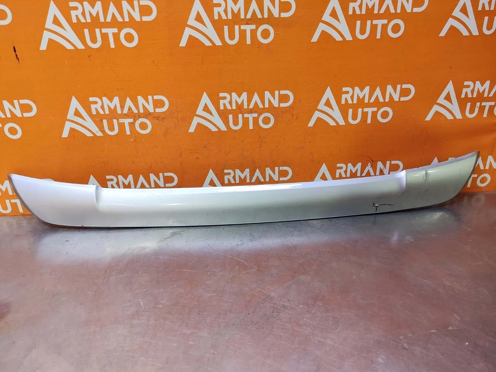 Накладка бампера Toyota RAV4 2015-2019 CA40