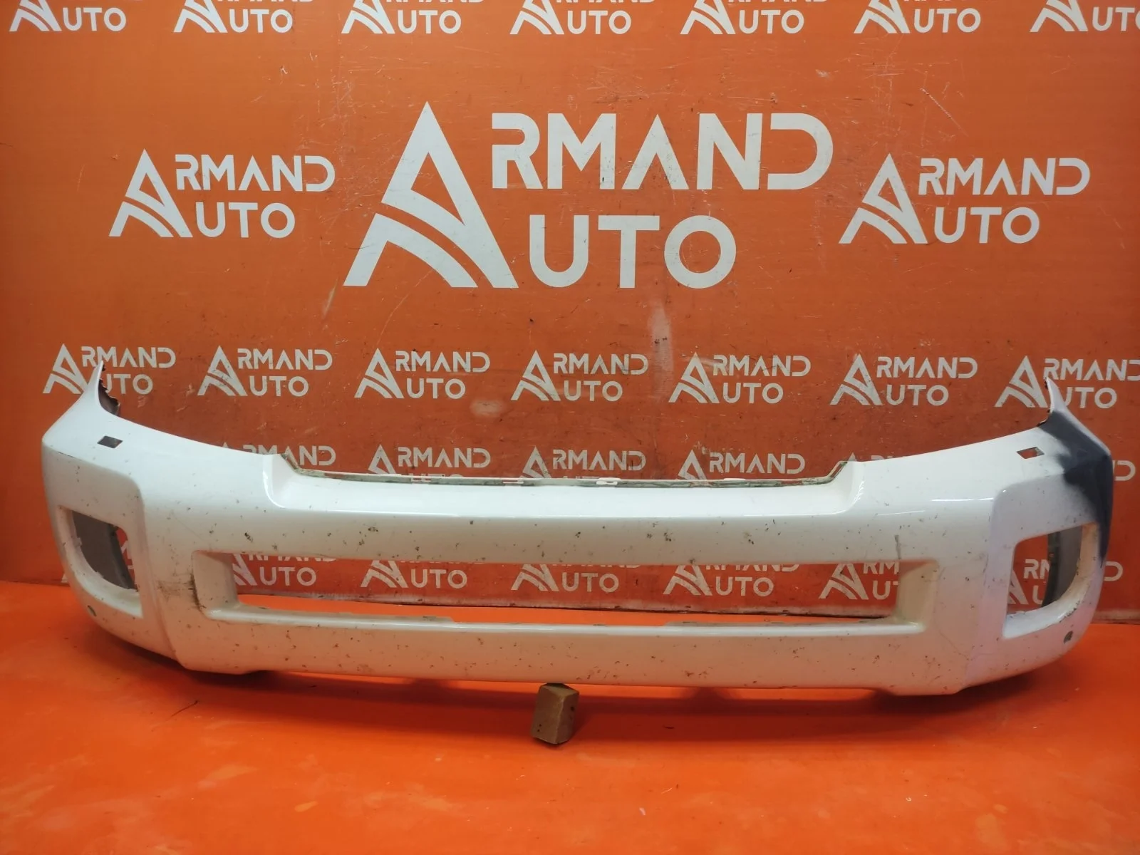 Бампер Toyota Land Cruiser 2012-2015 200