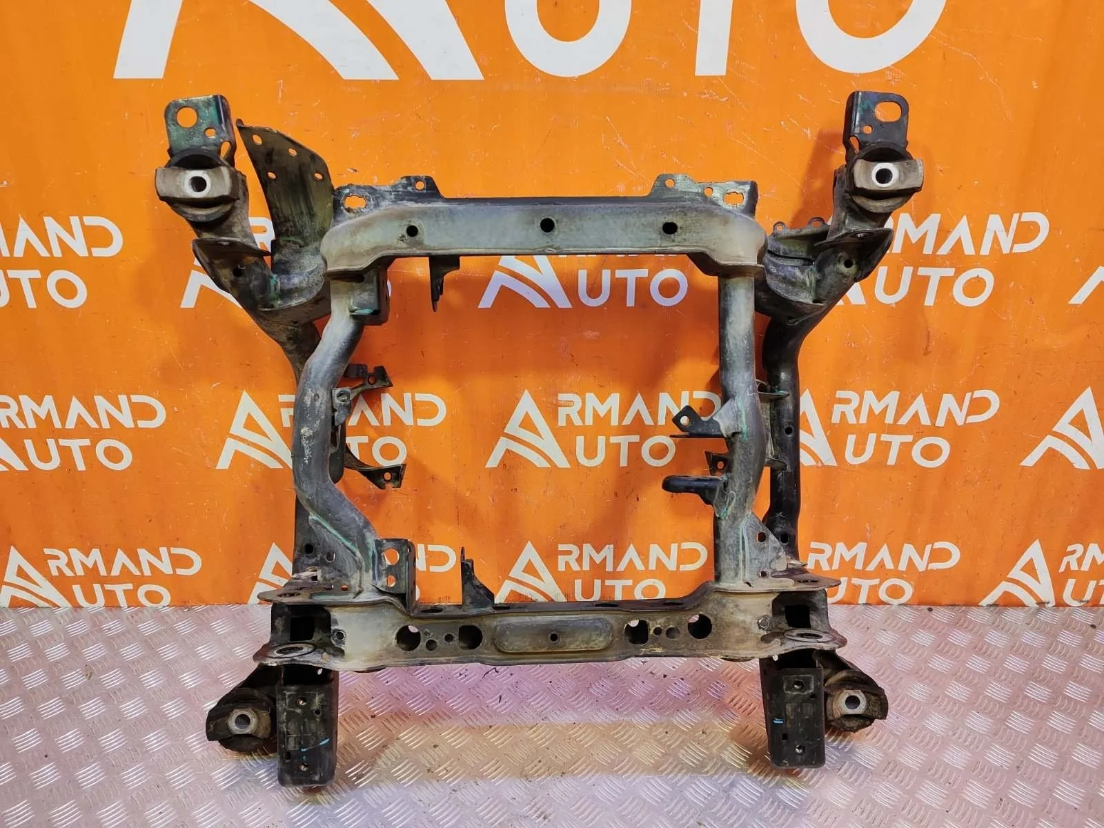 Подрамник Mercedes ML GLE-Class 2011-2018 W166