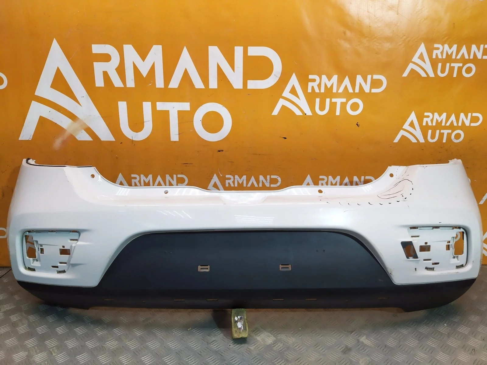 Бампер Renault Sandero 2013-2022