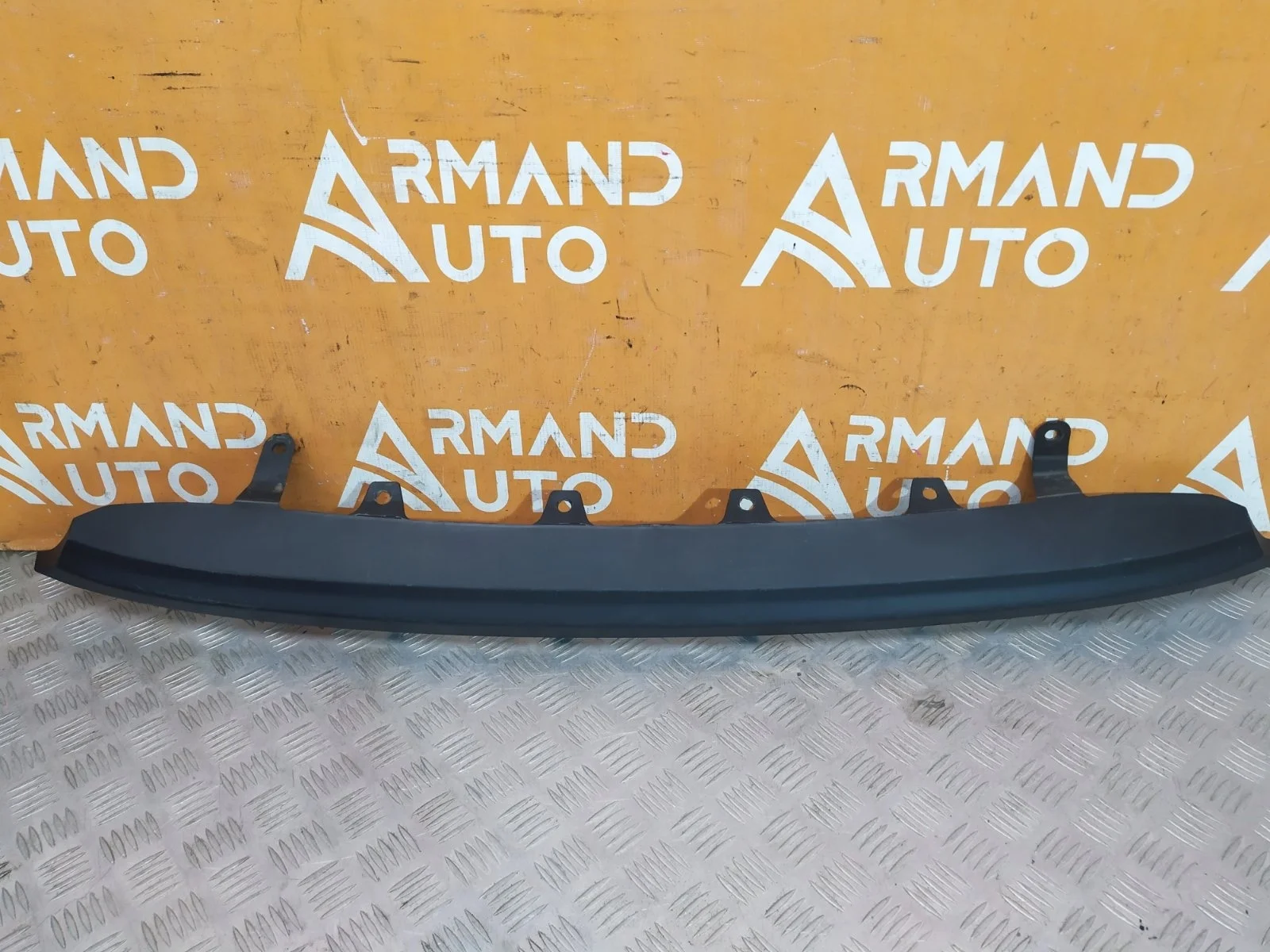 Накладка бампера Toyota Camry 2014-2017 XV50