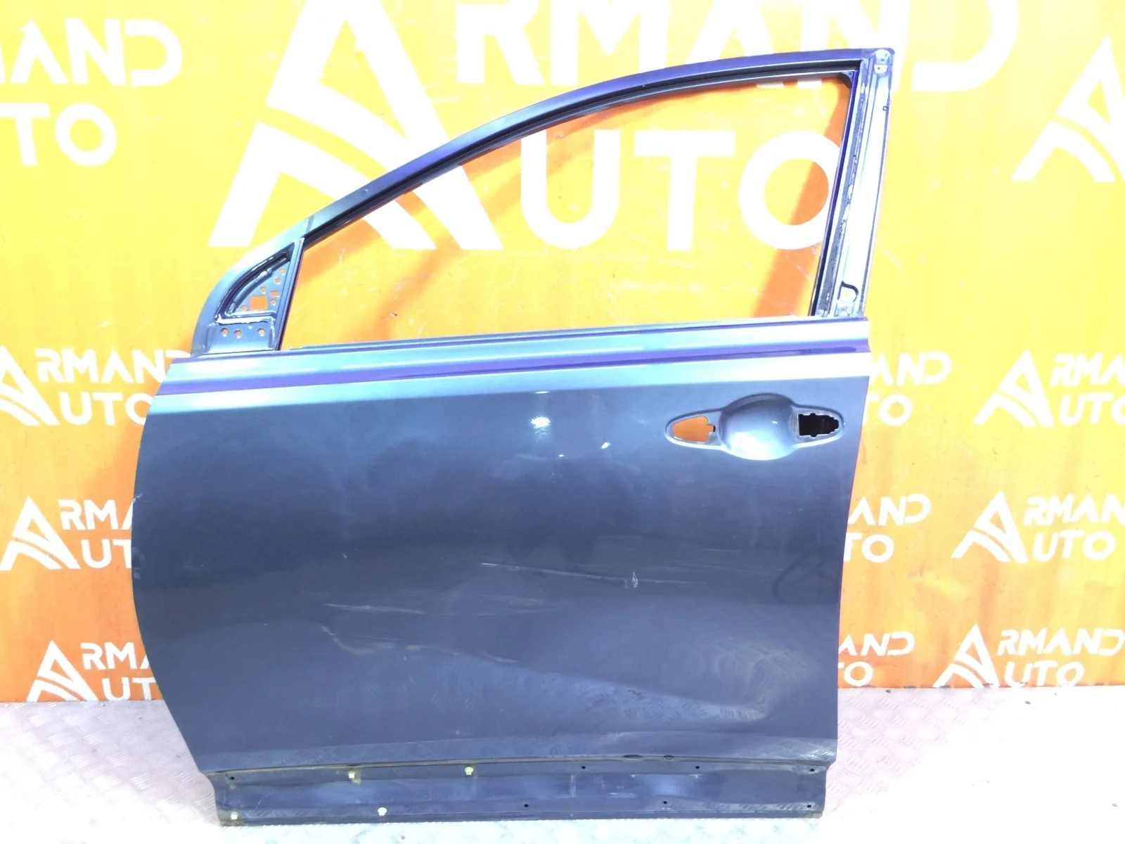 Дверь Toyota RAV4 2012-2019 CA40