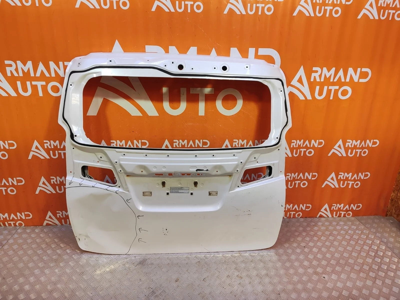 Дверь багажника Toyota Alphard 2015-нв 3