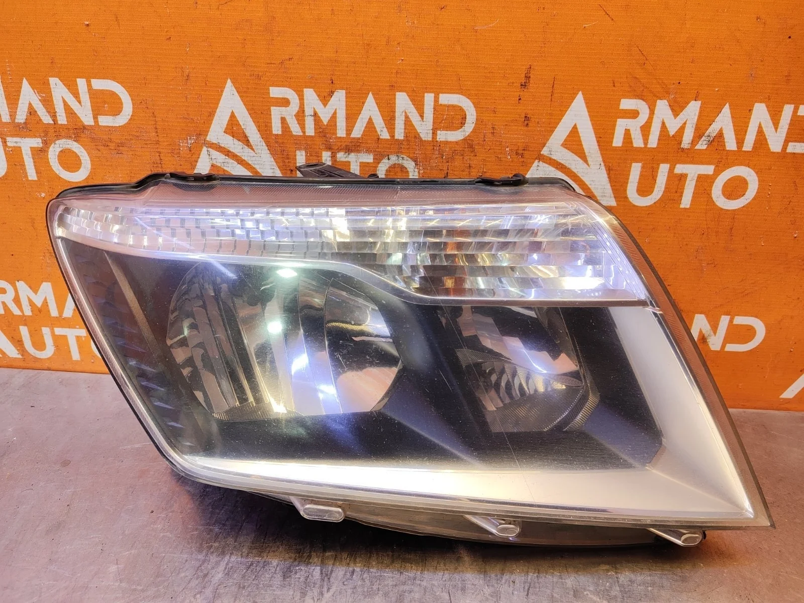 Фара Nissan Terrano 2014-2022 3 D10