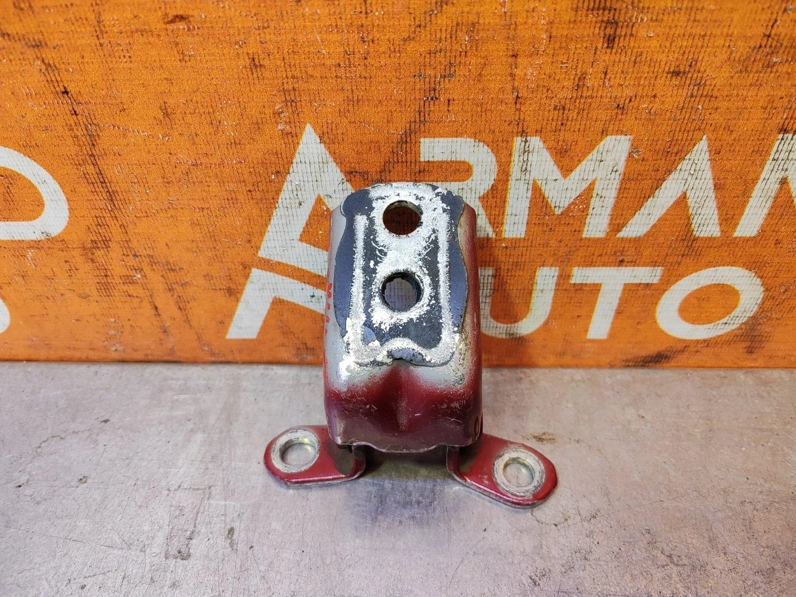 Петля двери верхняя Nissan Qashqai 2013-2022 j11